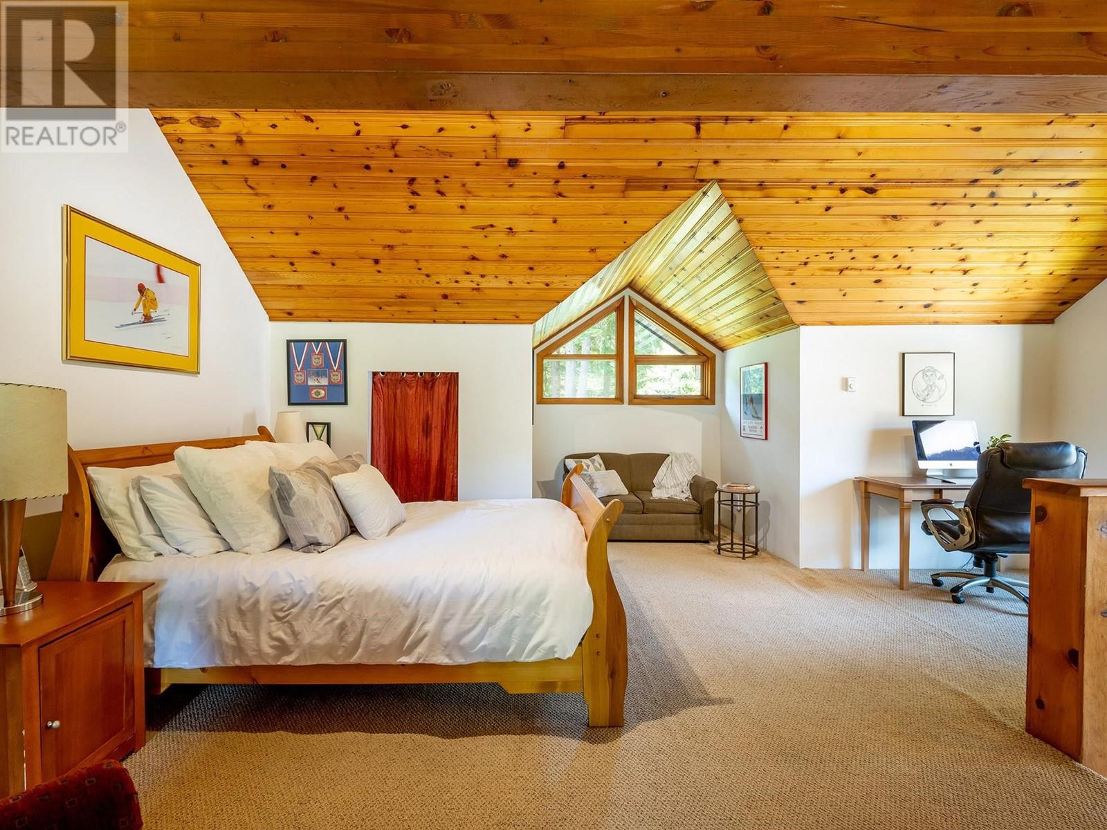 2018 Alpha Lake Village, Whistler, British Columbia  V8E 0B7 - Photo 12 - R2801135