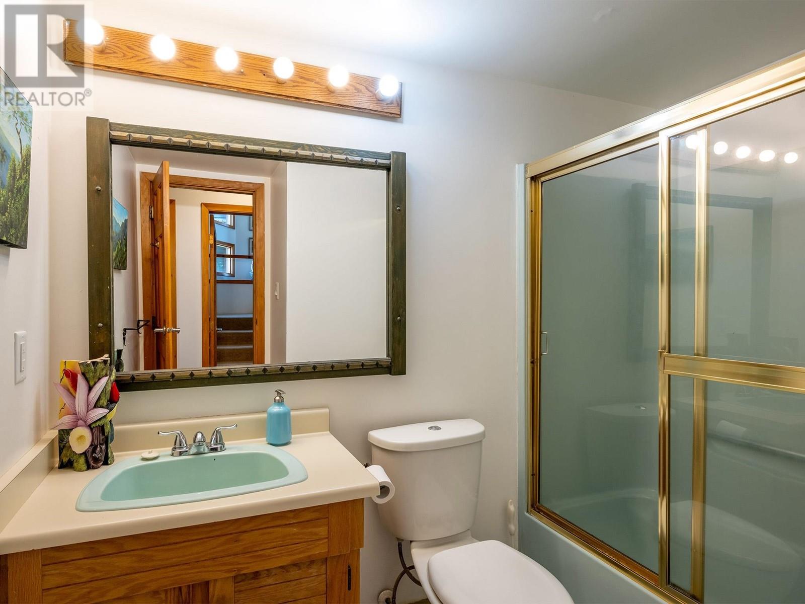 2018 Alpha Lake Village, Whistler, British Columbia  V8E 0B7 - Photo 21 - R2801135