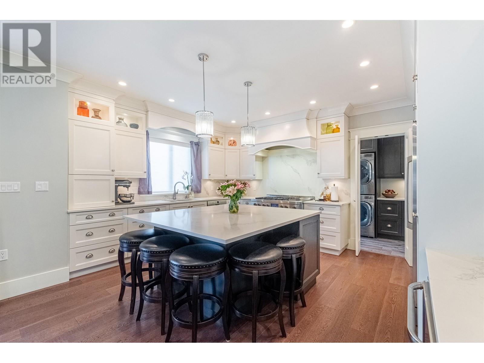 4921 Venables Street, Burnaby, British Columbia  V5B 1X8 - Photo 12 - R2800937