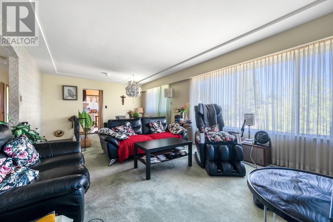 8620 Camden Crescent, Richmond, British Columbia  V7C 3G4 - Photo 7 - R2801226