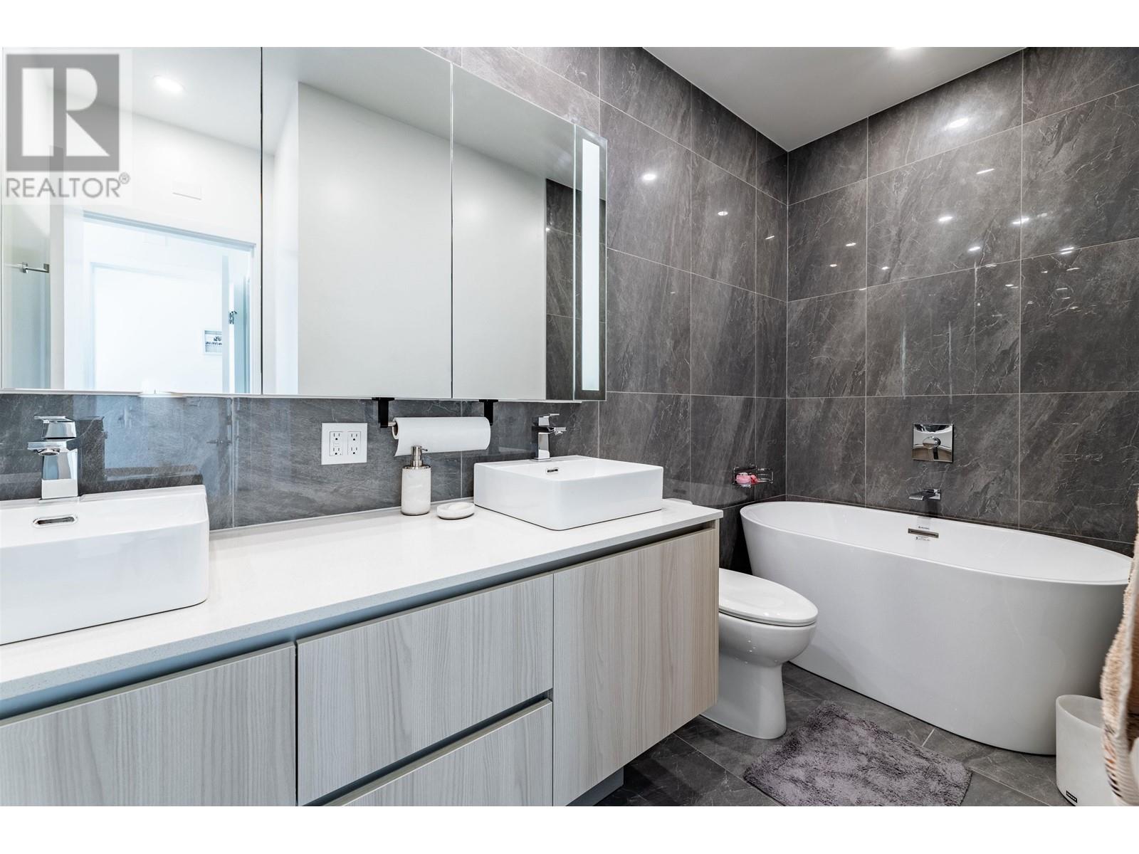 3005 5333 Goring Street, Burnaby, British Columbia  V5B 3A2 - Photo 13 - R2801051