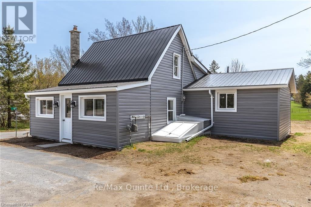 61 County Road 1 Road, Prince Edward County, Ontario  K0K 2T0 - Photo 2 - X6565031