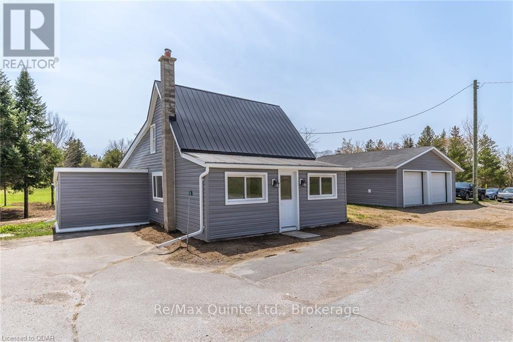 61 County Road 1 Rd, Prince Edward County, Ontario  K0K 2T0 - Photo 3 - X6565031