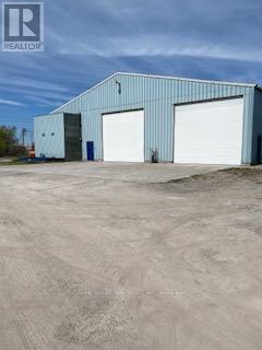 125 Port Darlington Rd, Clarington, Ontario  L1C 3K4 - Photo 5 - E6009564