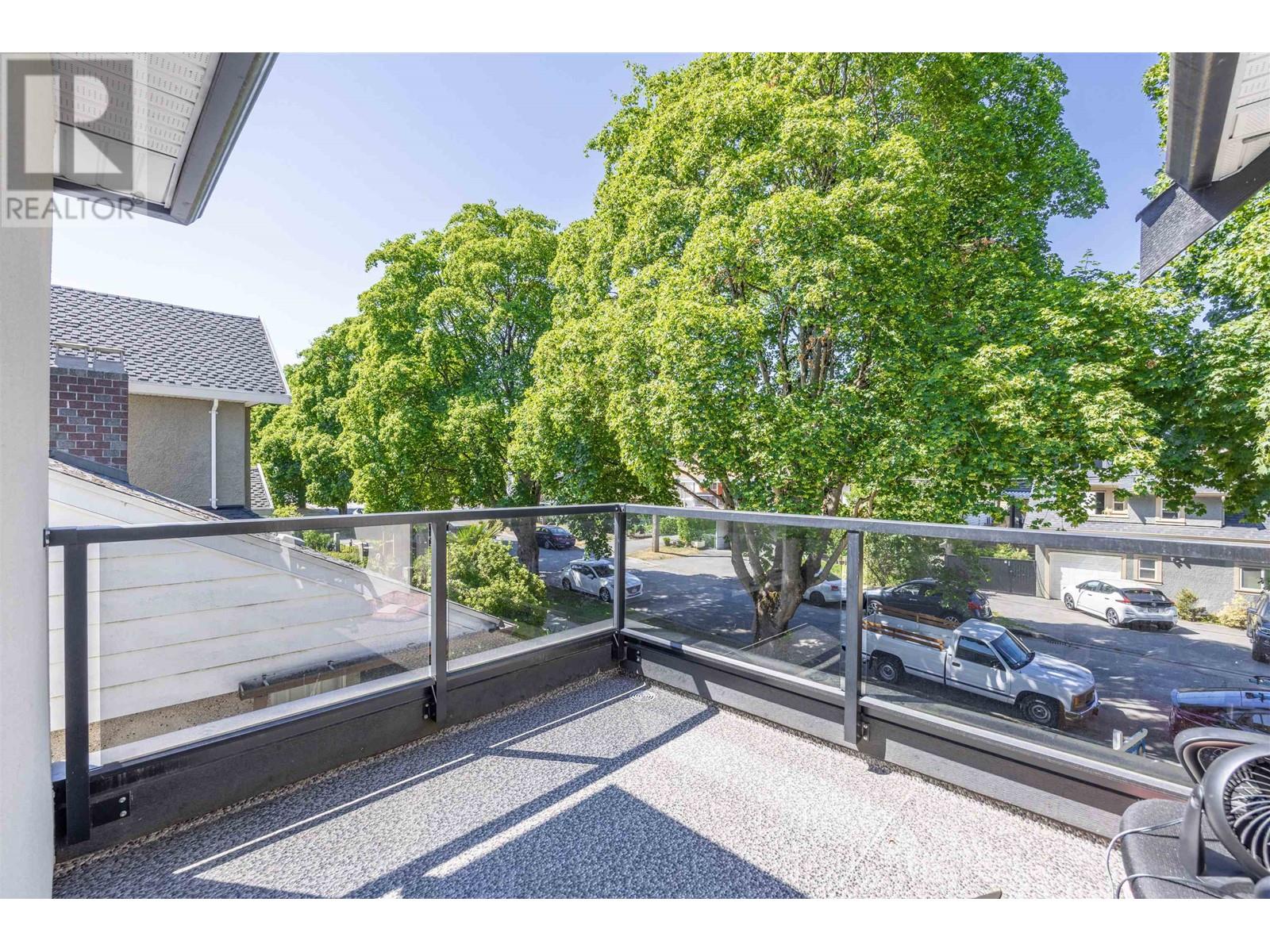 172 Ontario Place, Vancouver, British Columbia  V5W 1S2 - Photo 9 - R2800690