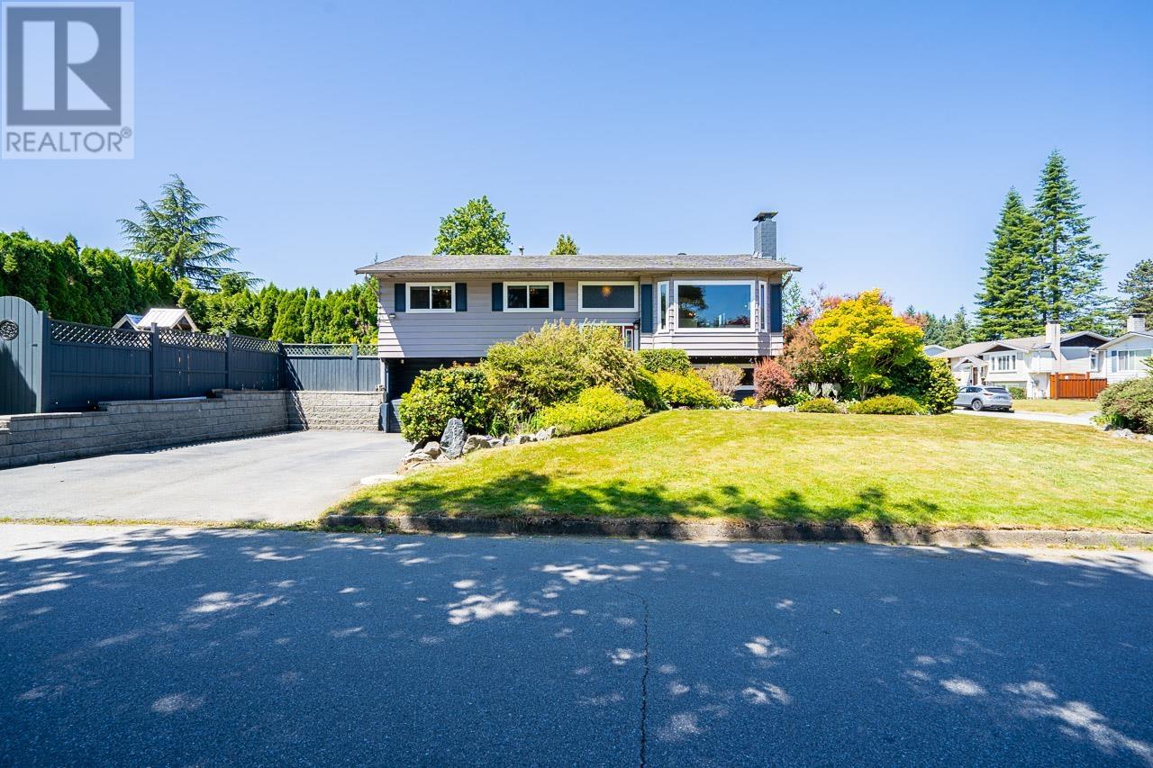 12175 Gee Street, Maple Ridge, British Columbia V2X 7M7 (25686159