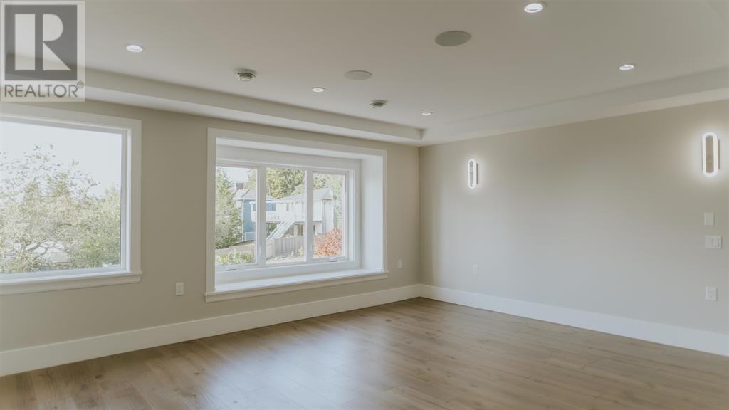 7637 Sussex Avenue, Burnaby, British Columbia  V5J 3V9 - Photo 16 - R2800810