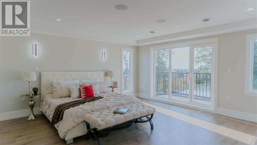 7637 Sussex Avenue, Burnaby, British Columbia  V5J 3V9 - Photo 13 - R2800810