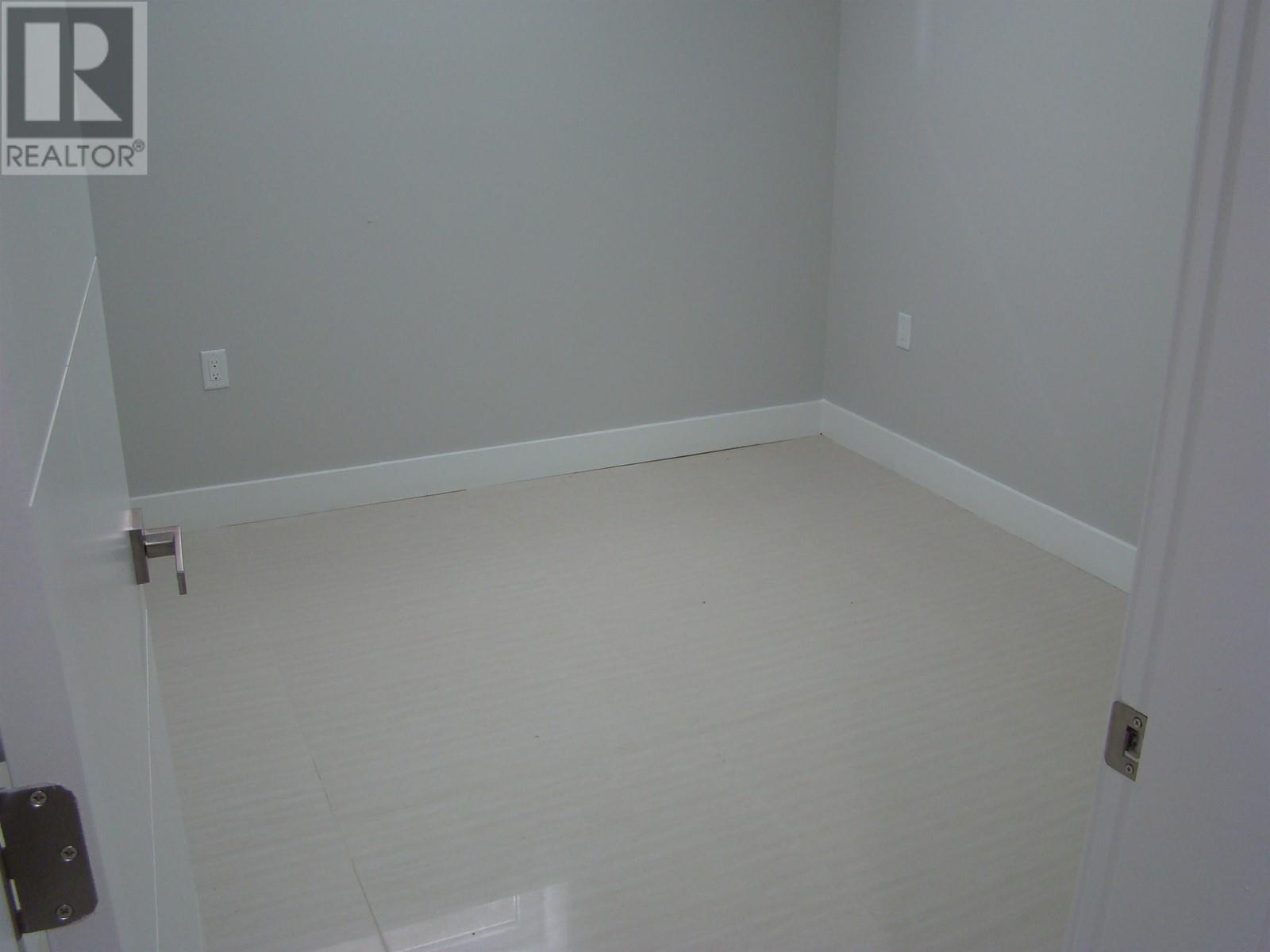 7637 Sussex Avenue, Burnaby, British Columbia  V5J 3V9 - Photo 29 - R2800810