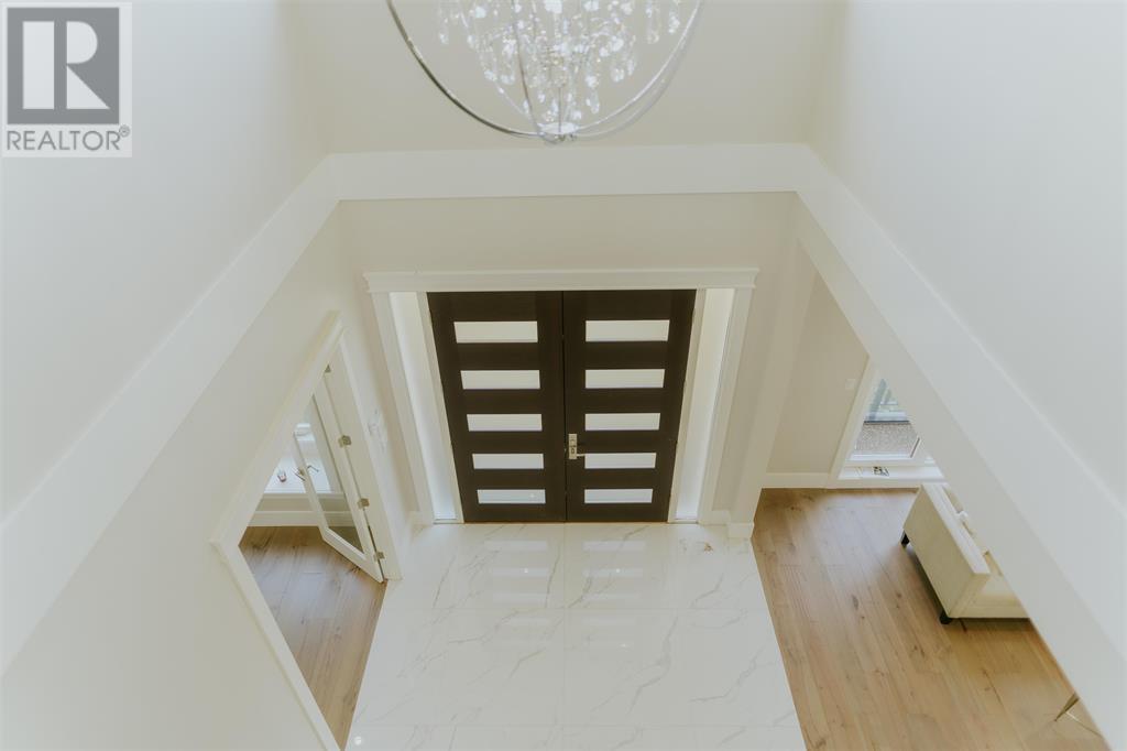 7637 Sussex Avenue, Burnaby, British Columbia  V5J 3V9 - Photo 2 - R2800810