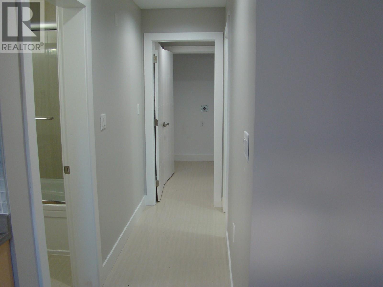 7637 Sussex Avenue, Burnaby, British Columbia  V5J 3V9 - Photo 28 - R2800810