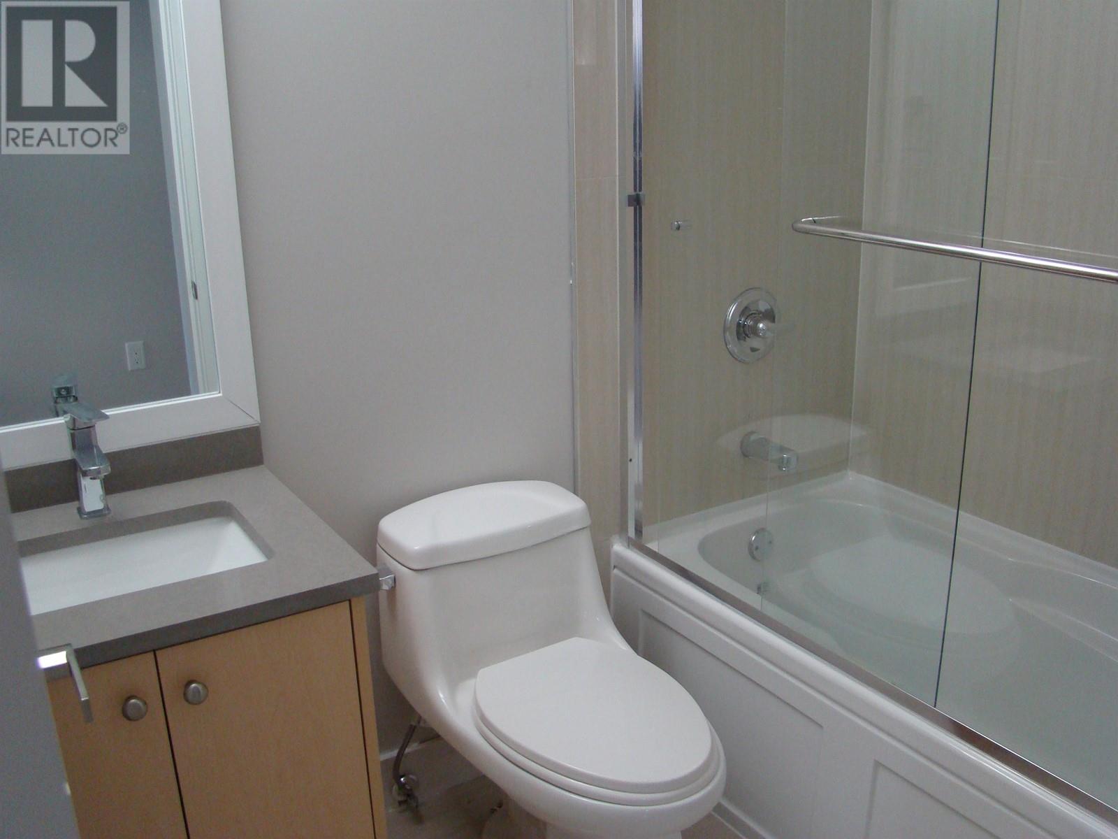 7637 Sussex Avenue, Burnaby, British Columbia  V5J 3V9 - Photo 31 - R2800810
