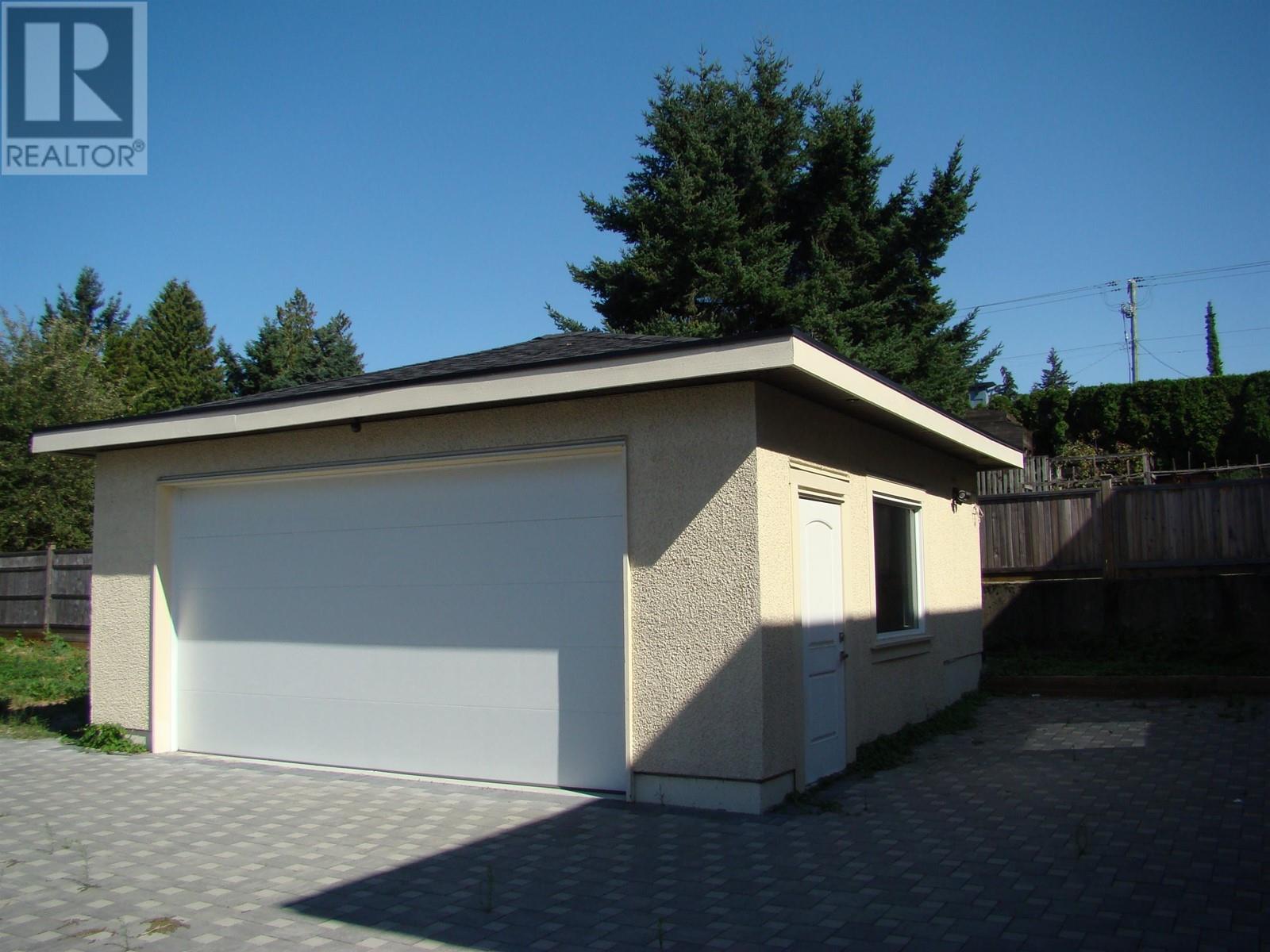7637 Sussex Avenue, Burnaby, British Columbia  V5J 3V9 - Photo 35 - R2800810