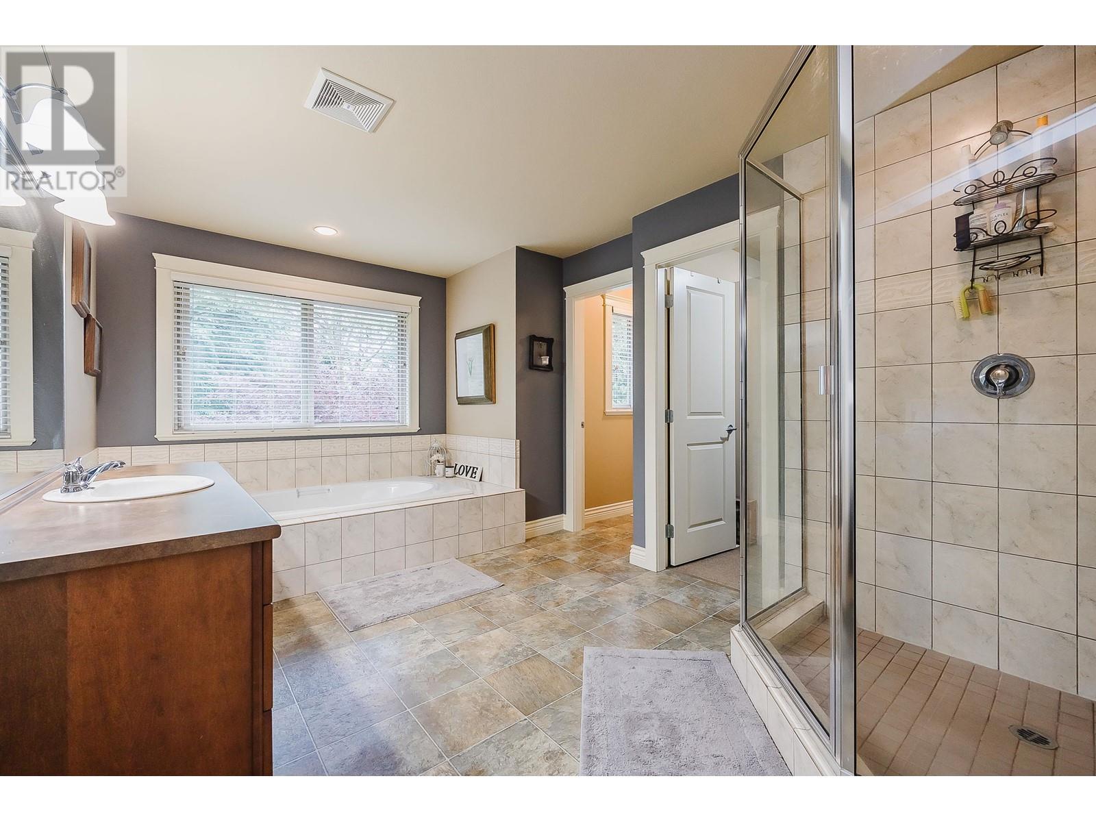 11831 249a Street, Maple Ridge, British Columbia  V4R 2E3 - Photo 27 - R2801423
