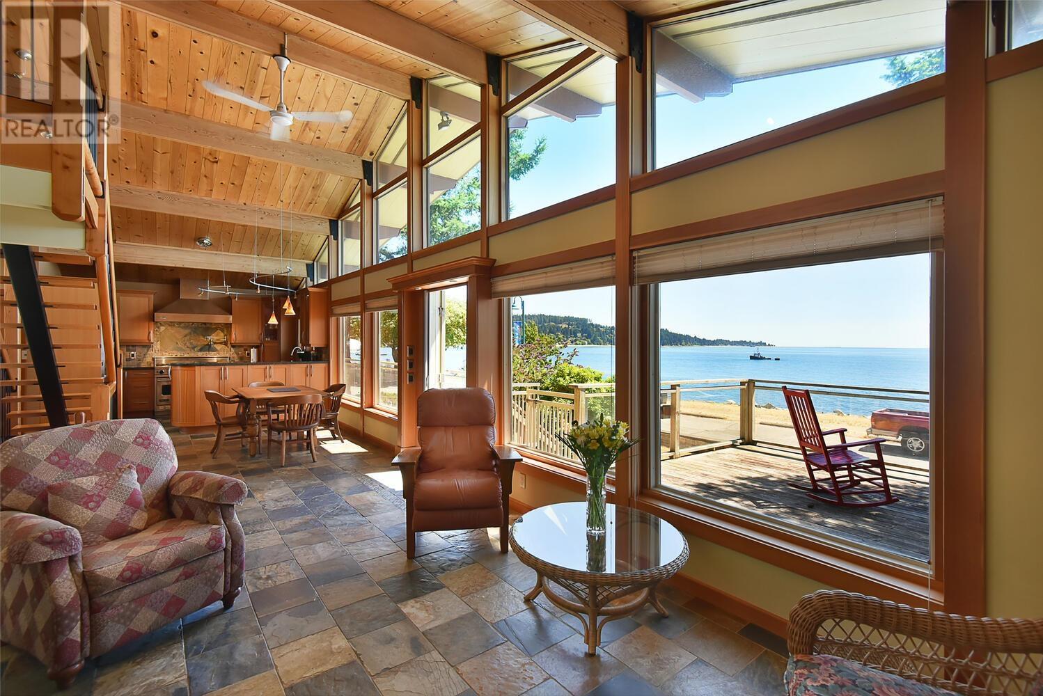 5728 Boulevard Street, Sechelt, British Columbia  V0N 3A0 - Photo 11 - R2801456