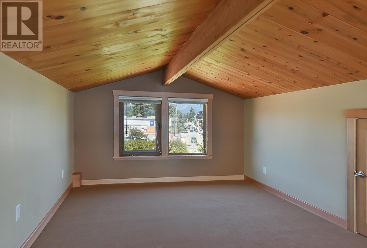 5728 Boulevard Street, Sechelt, British Columbia  V0N 3A0 - Photo 23 - R2801456