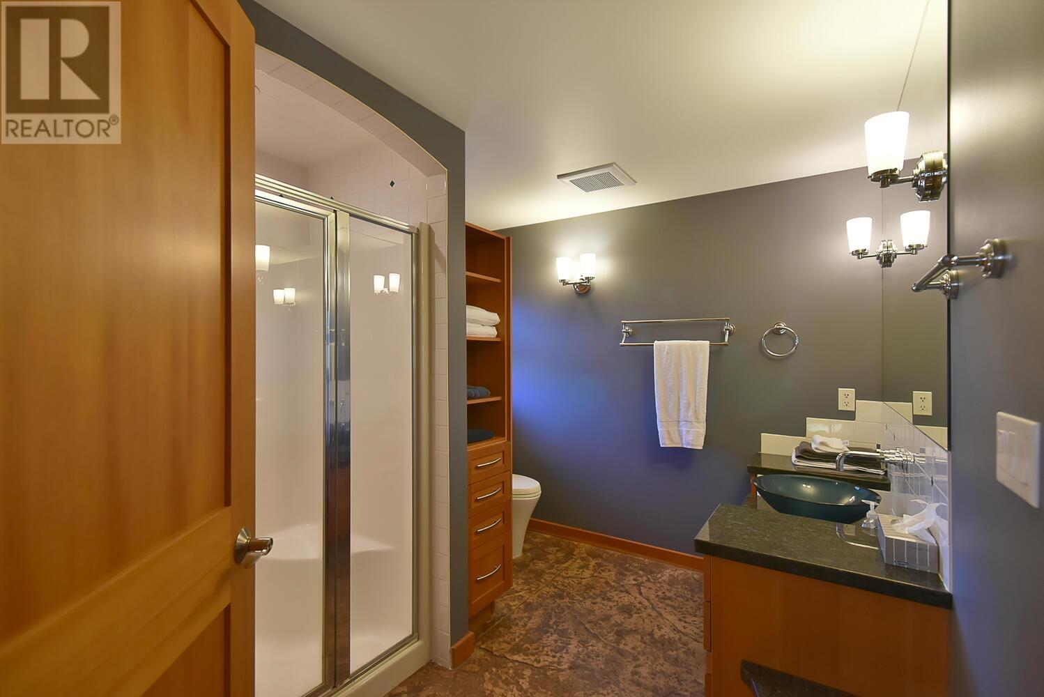 5728 Boulevard Street, Sechelt, British Columbia  V0N 3A0 - Photo 31 - R2801456