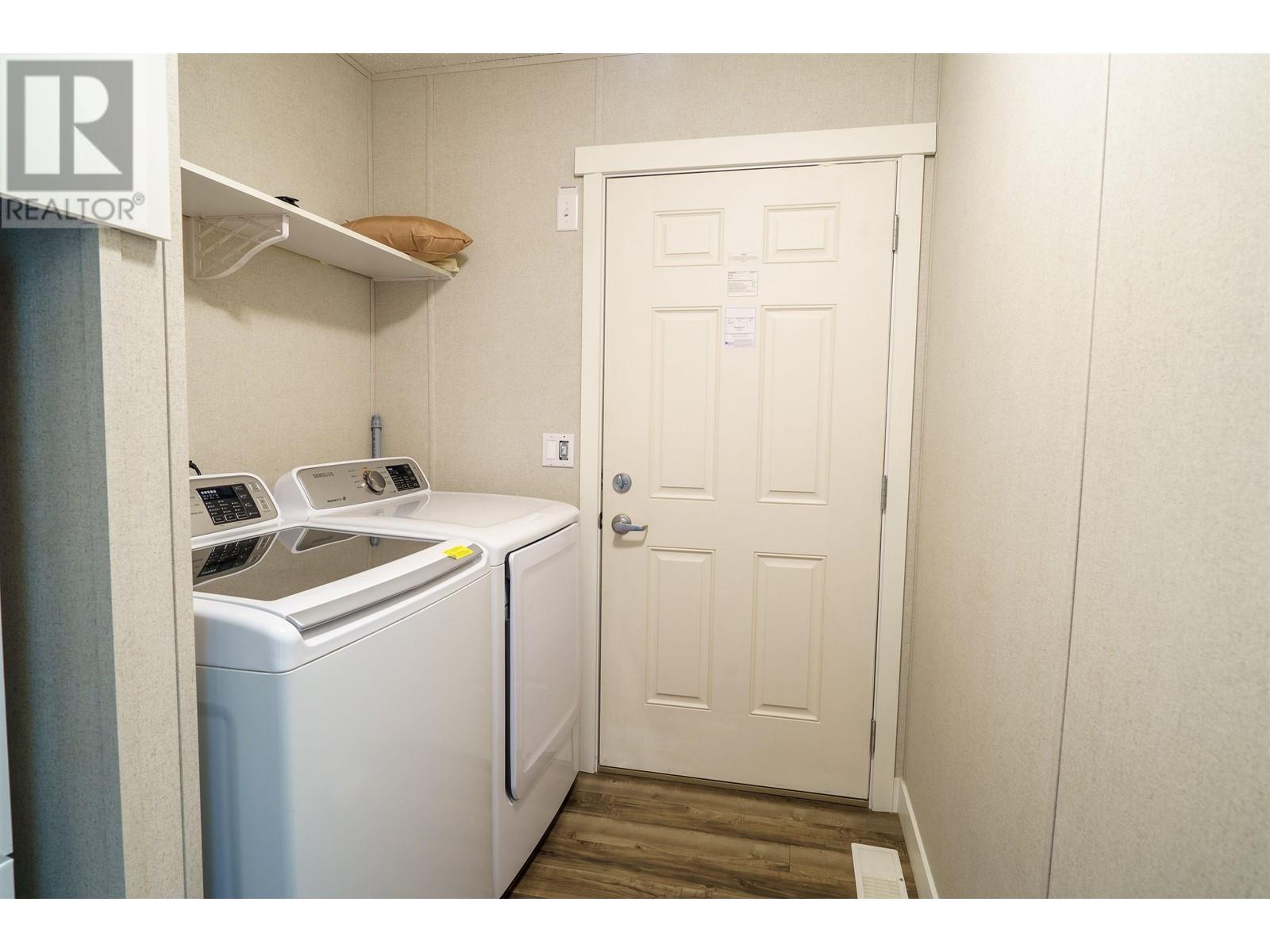 9362 Stephens Way, Halfmoon Bay, British Columbia  V7Z 1G9 - Photo 19 - R2782617