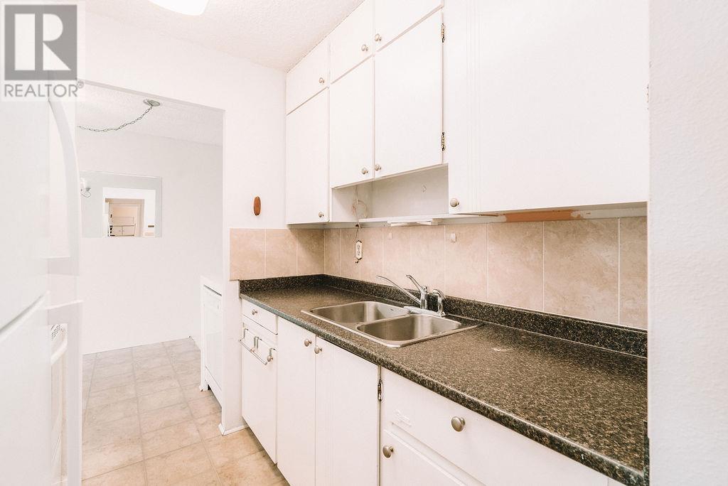 205 12096 222 Street, Maple Ridge, British Columbia  V2X 5W1 - Photo 4 - R2801466