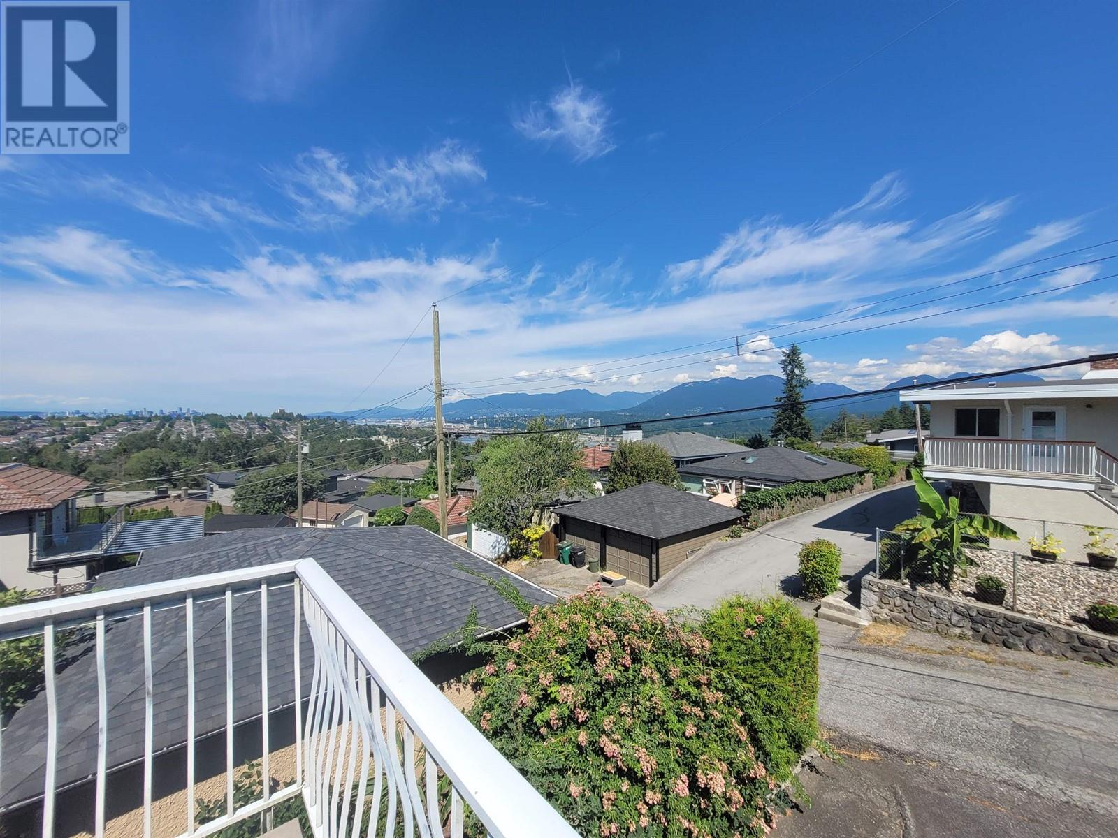 4861 Oxford Street, Burnaby, British Columbia  V5C 1E7 - Photo 9 - R2801360