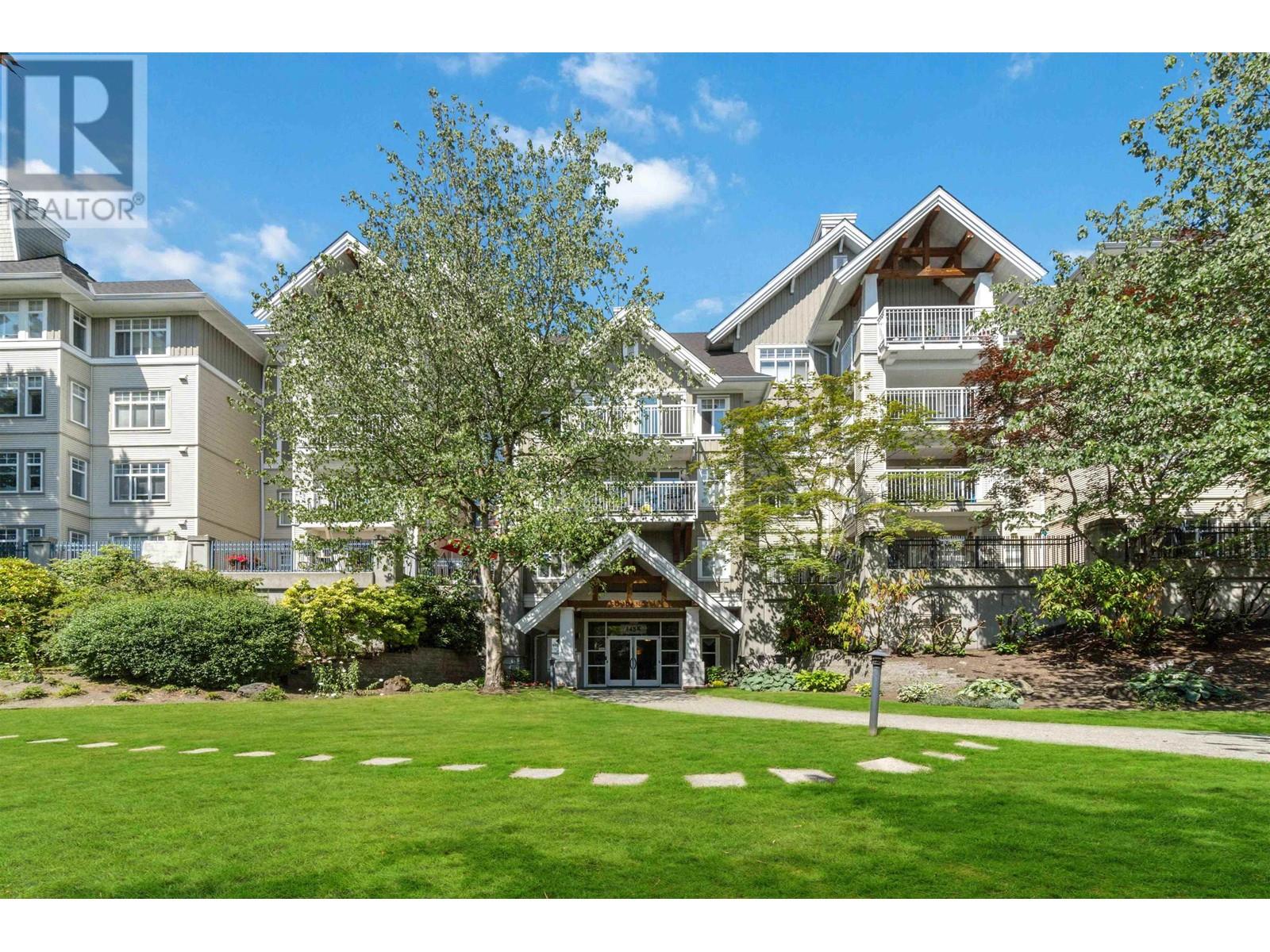 305 1438 Parkway Boulevard, Coquitlam, British Columbia  V3E 3M1 - Photo 1 - R2801523