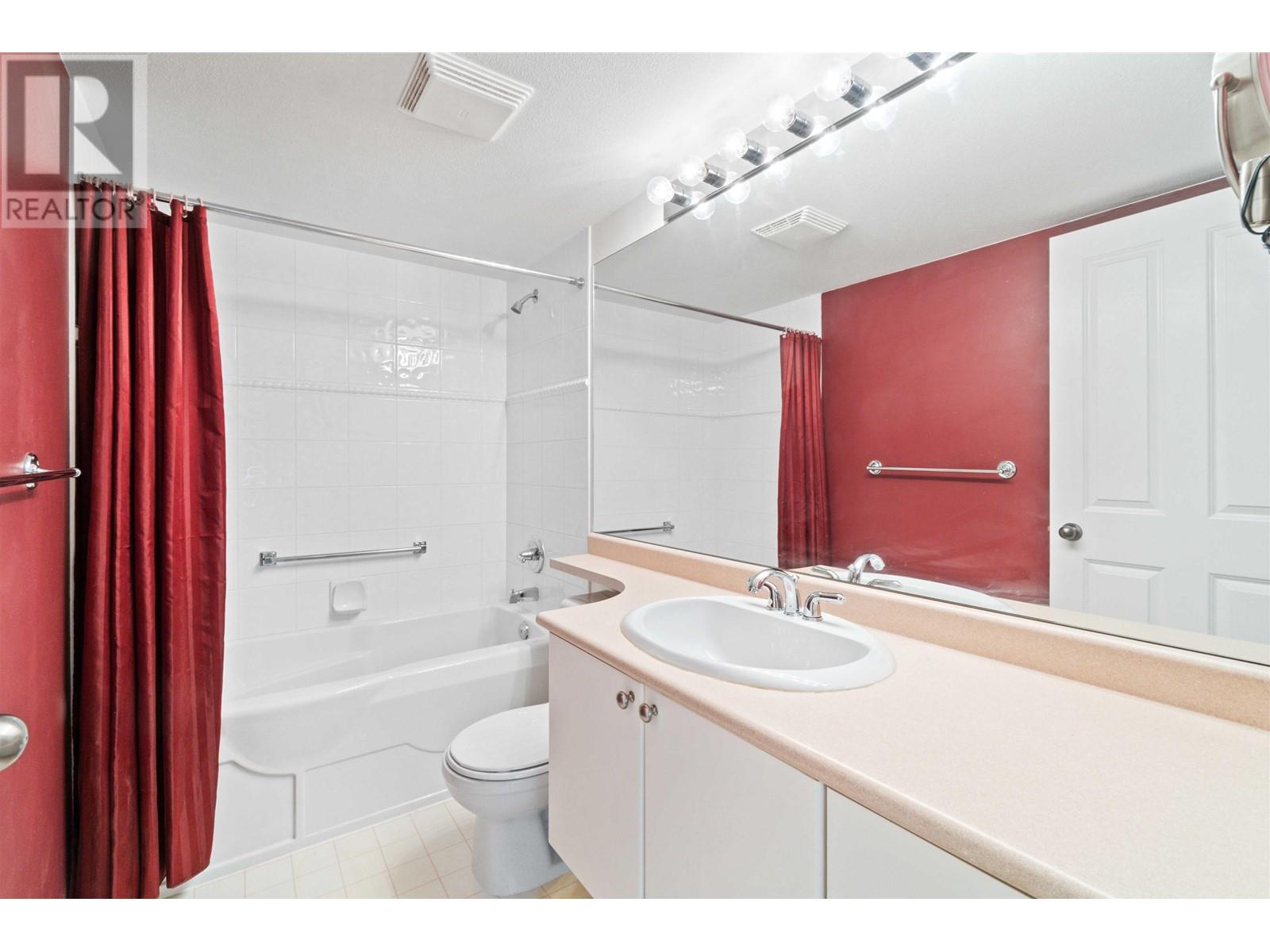 305 1438 Parkway Boulevard, Coquitlam, British Columbia  V3E 3M1 - Photo 16 - R2801523