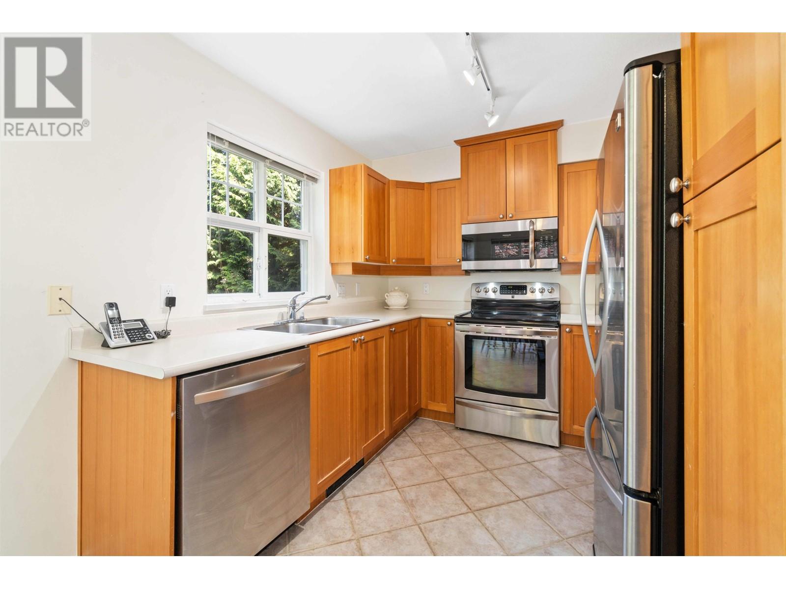 305 1438 Parkway Boulevard, Coquitlam, British Columbia  V3E 3M1 - Photo 9 - R2801523