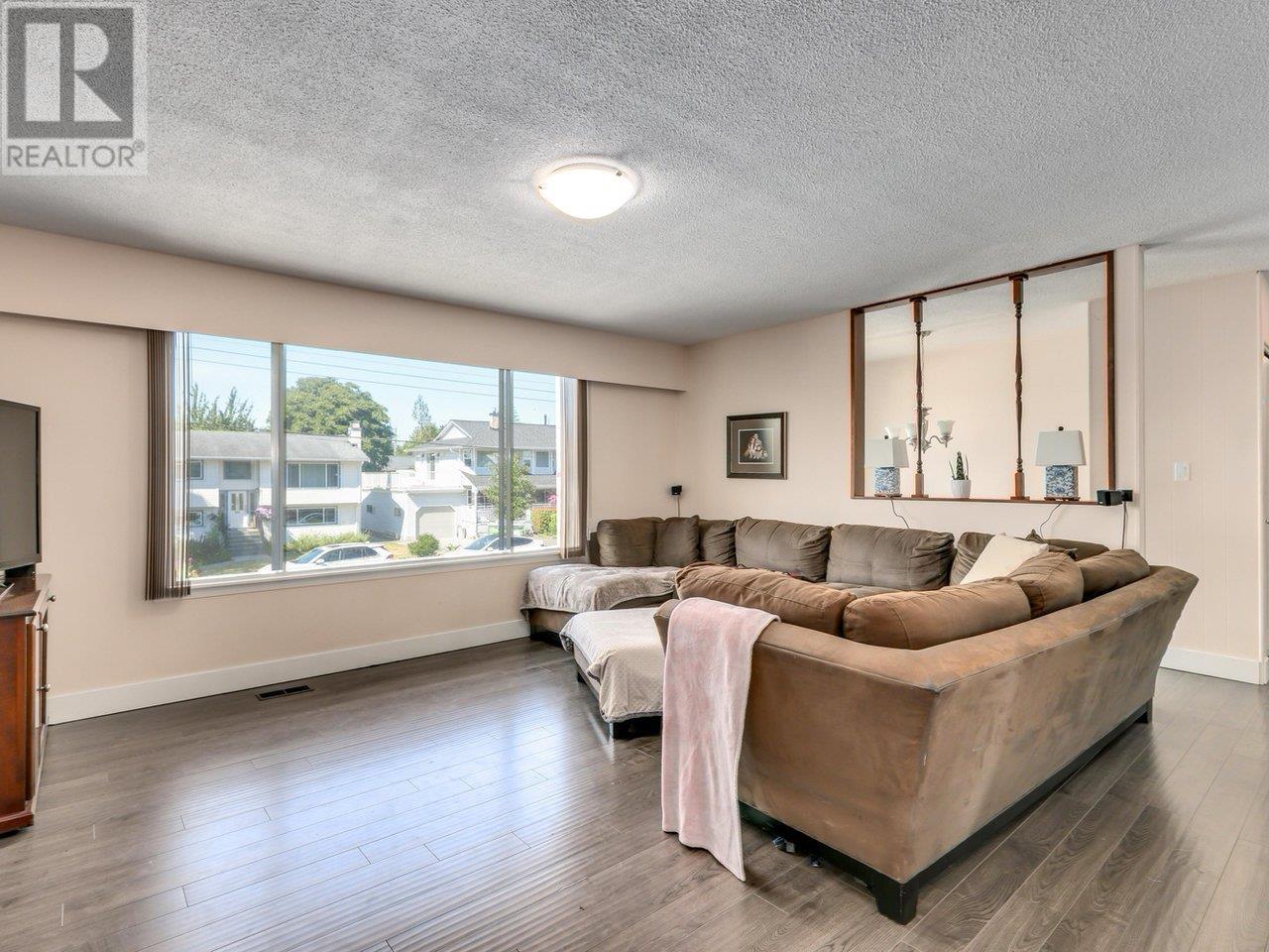 4810 42a Avenue, Delta, British Columbia  V4K 1A1 - Photo 5 - R2801515