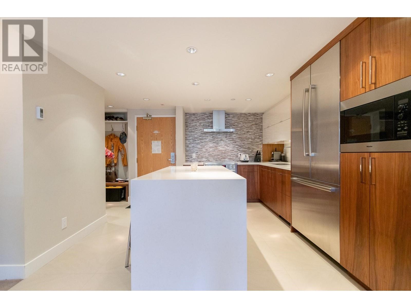 105 4910 Spearhead Place, Whistler, British Columbia  V0N 1B4 - Photo 8 - R2801500