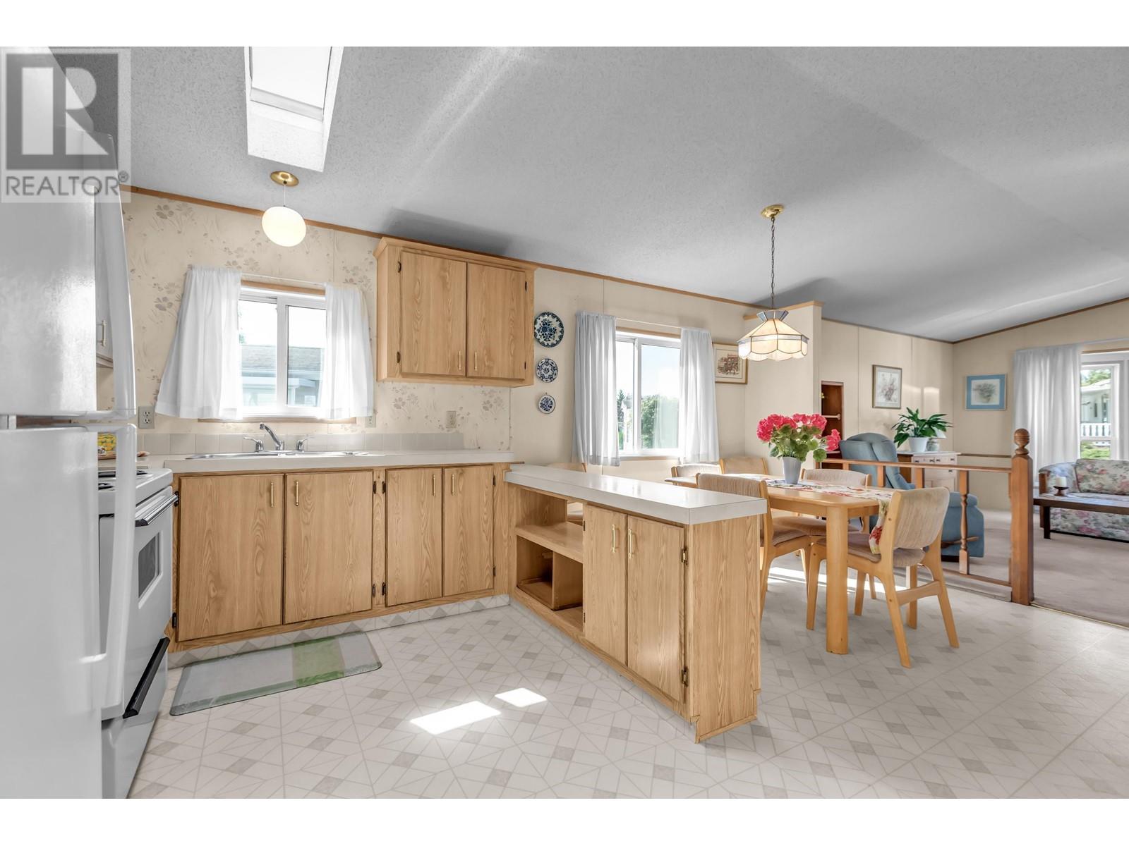 31 19707 Poplar Drive, Pitt Meadows, British Columbia  V3Y 1Z3 - Photo 6 - R2801419