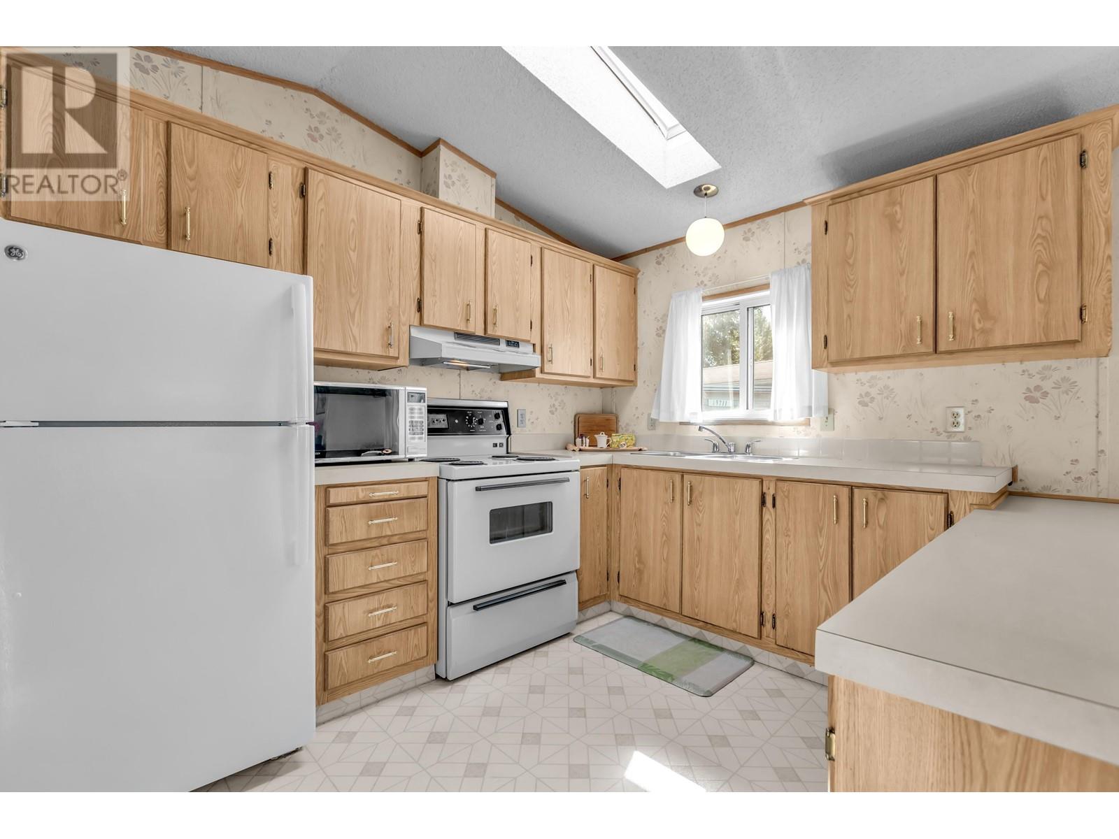 31 19707 Poplar Drive, Pitt Meadows, British Columbia  V3Y 1Z3 - Photo 7 - R2801419