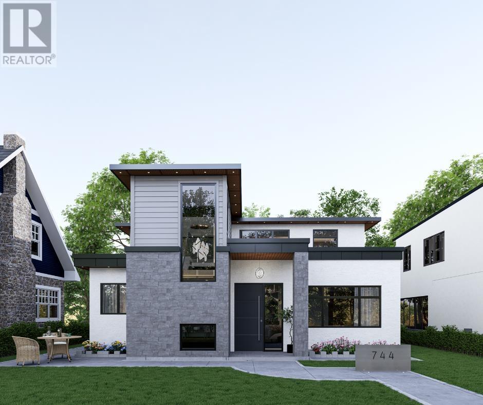 744 E 9TH STREET, north vancouver, British Columbia