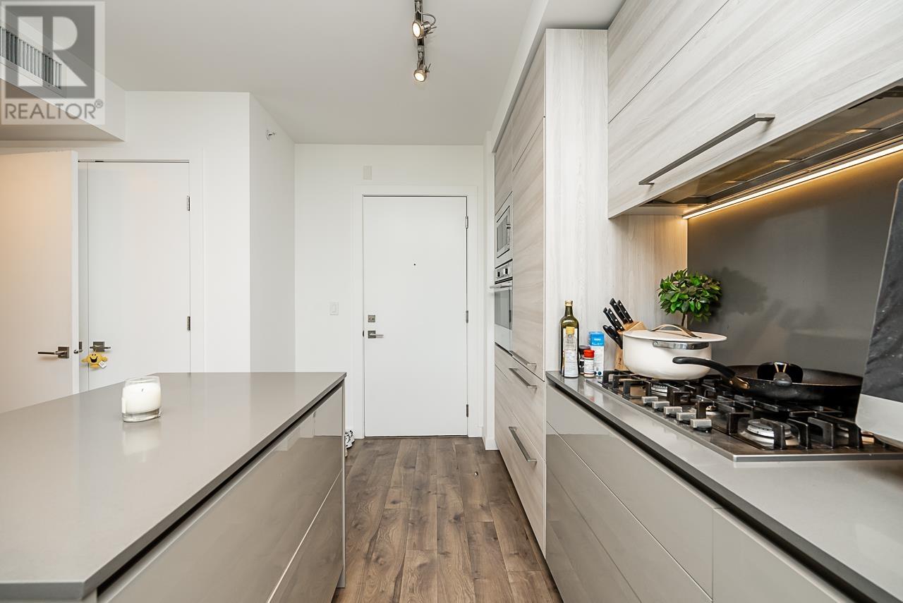 302 4488 Juneau Street, Burnaby, British Columbia  V5C 0M4 - Photo 10 - R2801905