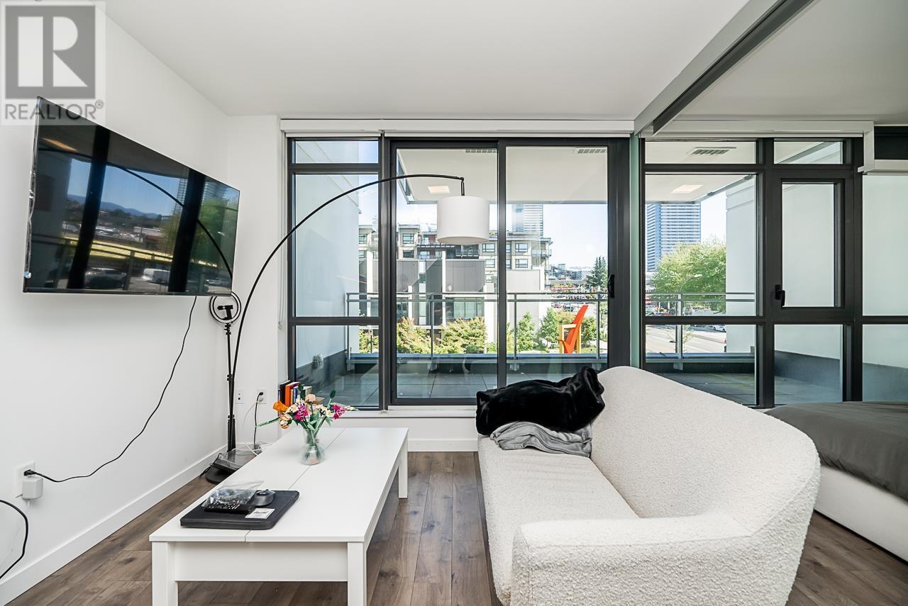 302 4488 Juneau Street, Burnaby, British Columbia  V5C 0M4 - Photo 12 - R2801905