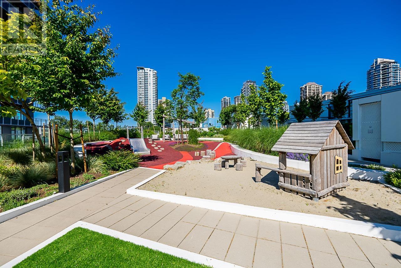 302 4488 Juneau Street, Burnaby, British Columbia  V5C 0M4 - Photo 29 - R2801905