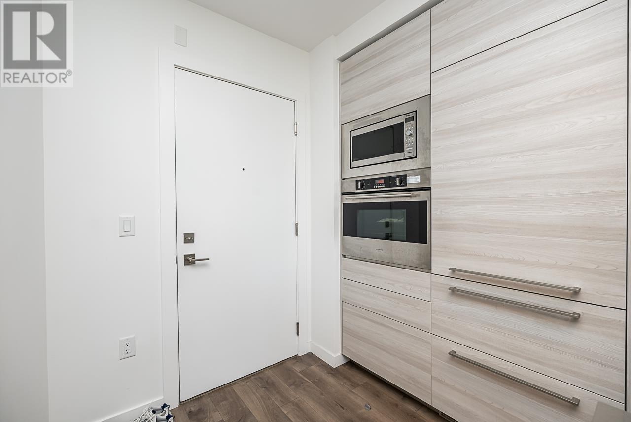 302 4488 Juneau Street, Burnaby, British Columbia  V5C 0M4 - Photo 5 - R2801905