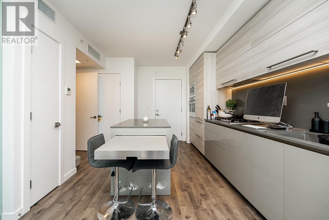 302 4488 Juneau Street, Burnaby, British Columbia  V5C 0M4 - Photo 9 - R2801905