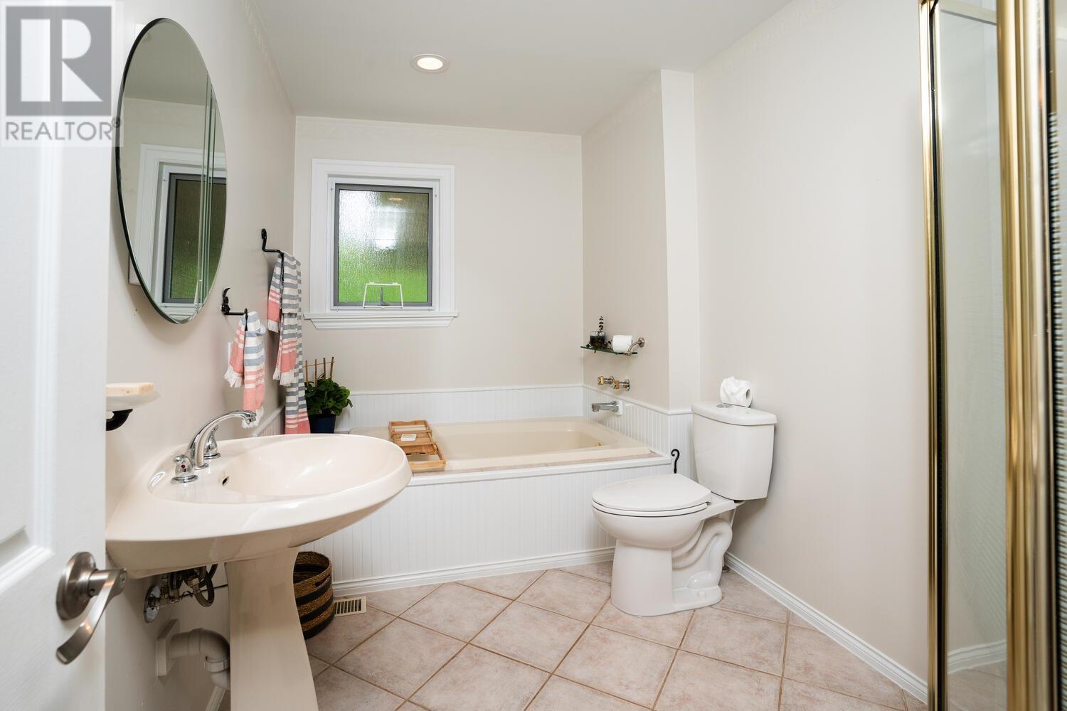4975 Weaver Drive, Delta, British Columbia  V4M 1R5 - Photo 17 - R2801352