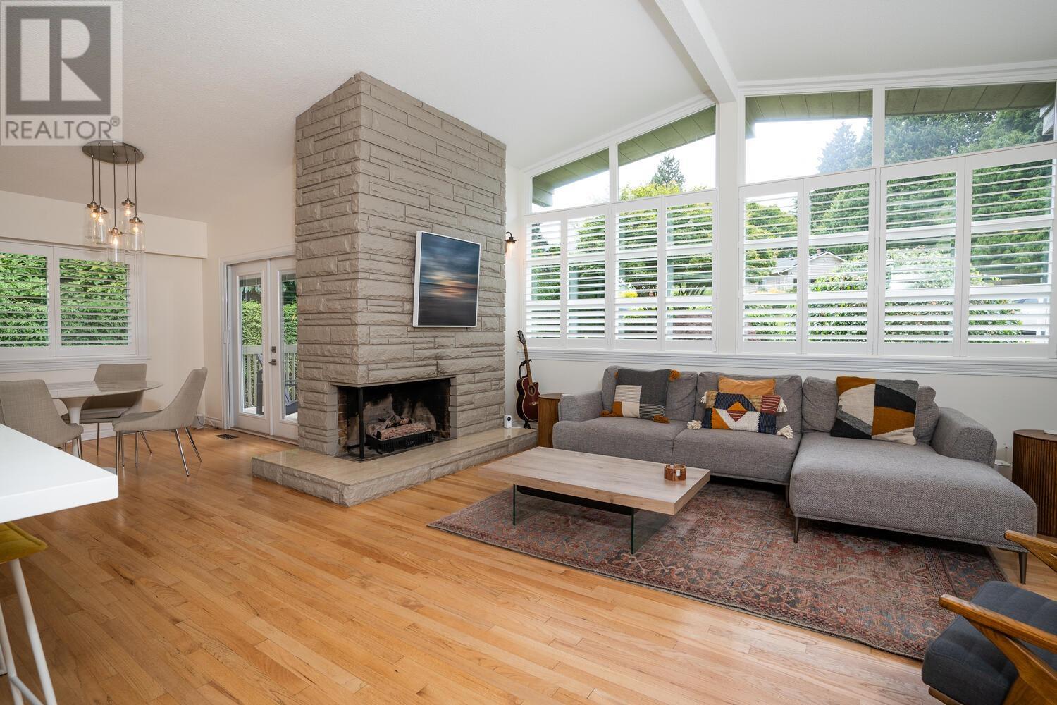 4975 Weaver Drive, Delta, British Columbia  V4M 1R5 - Photo 6 - R2801352