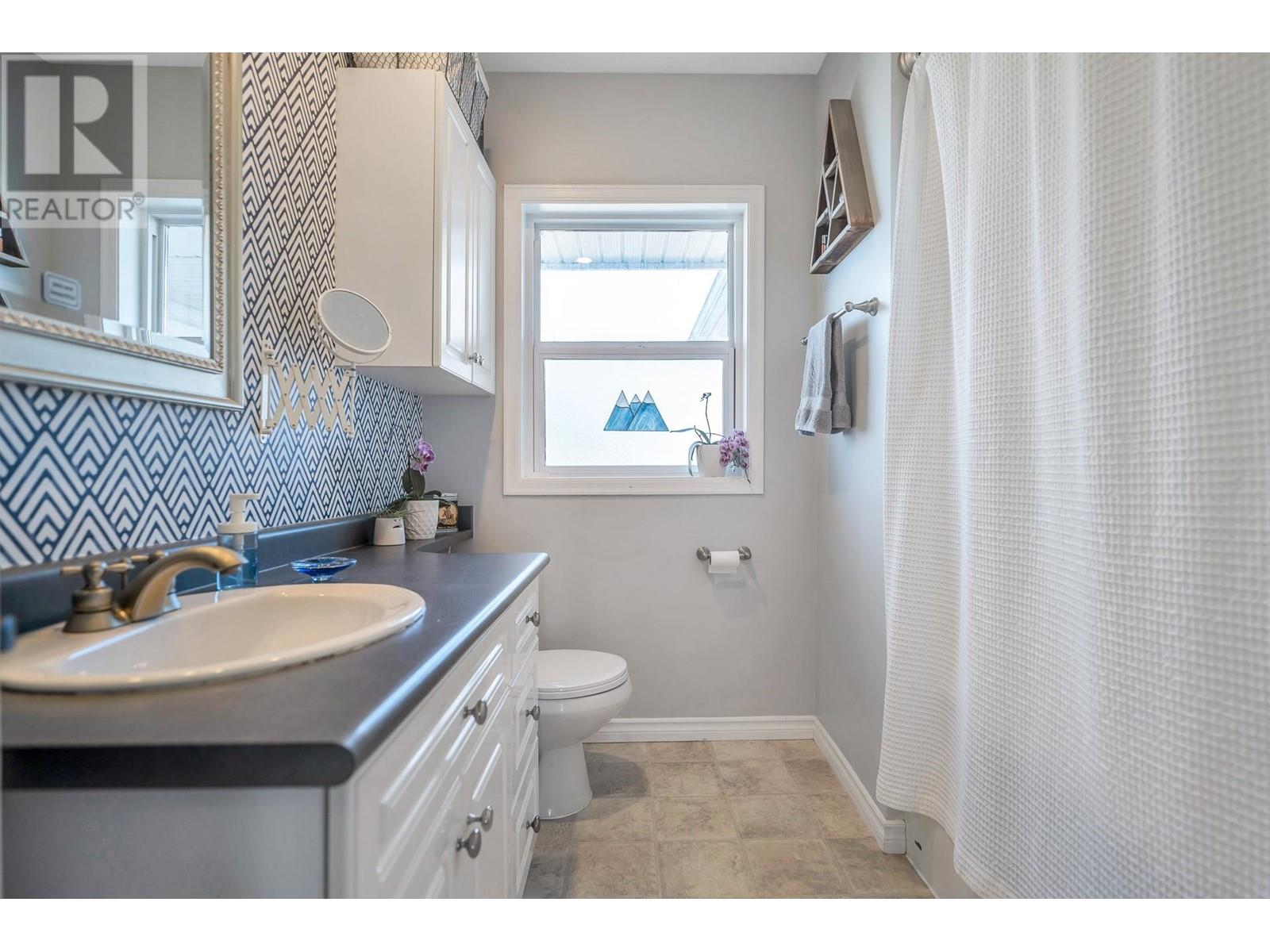 3450 64 Street, Delta, British Columbia  V4L 2N7 - Photo 8 - R2802000