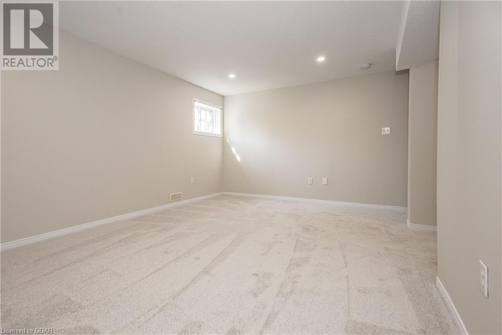 124 Gosling Gardens Unit# 10, Guelph, Ontario  N1G 5K6 - Photo 32 - 40459161