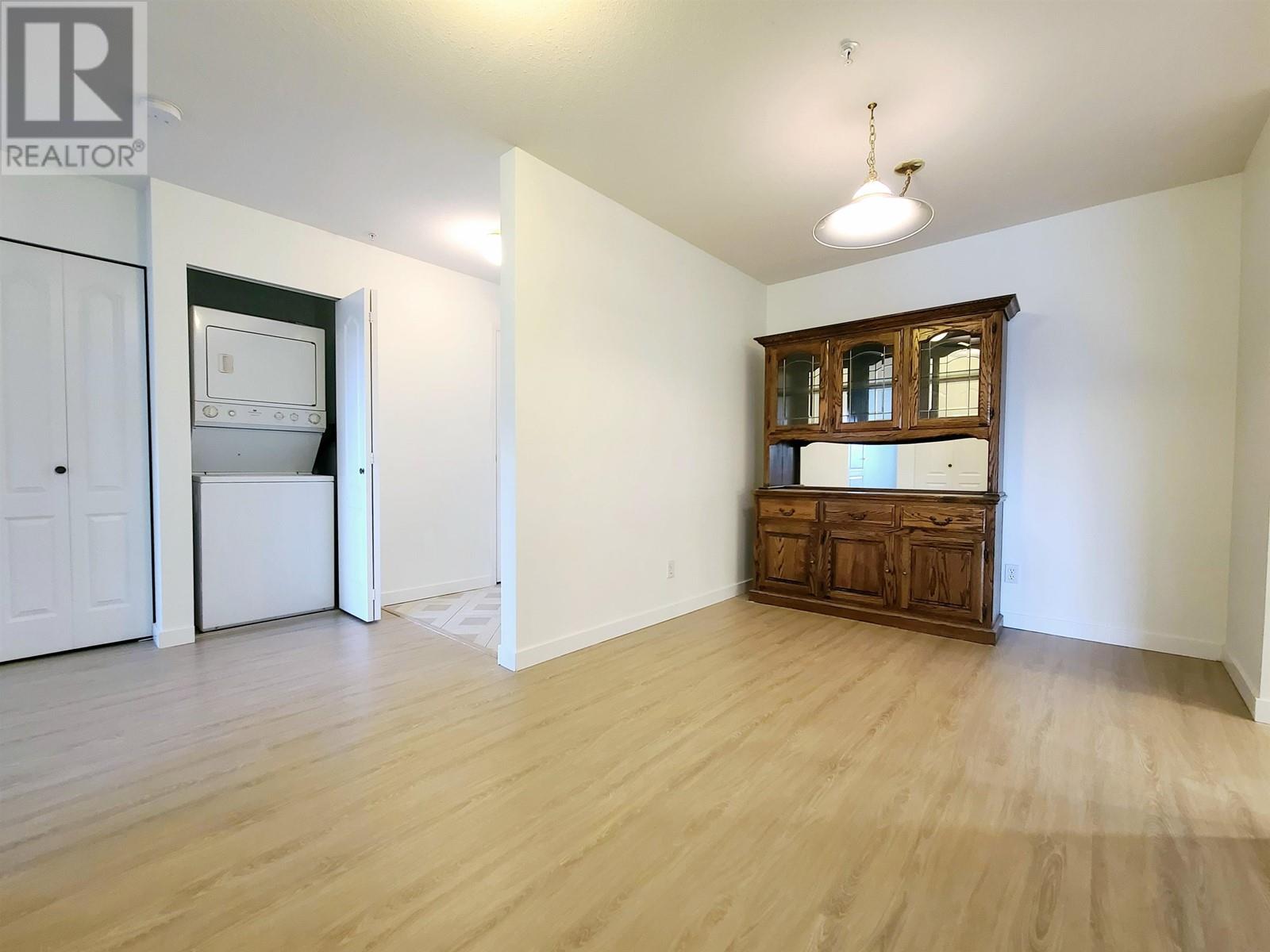 205 9260 No. 2 Road, Richmond, British Columbia  V7E 2C8 - Photo 4 - R2802059