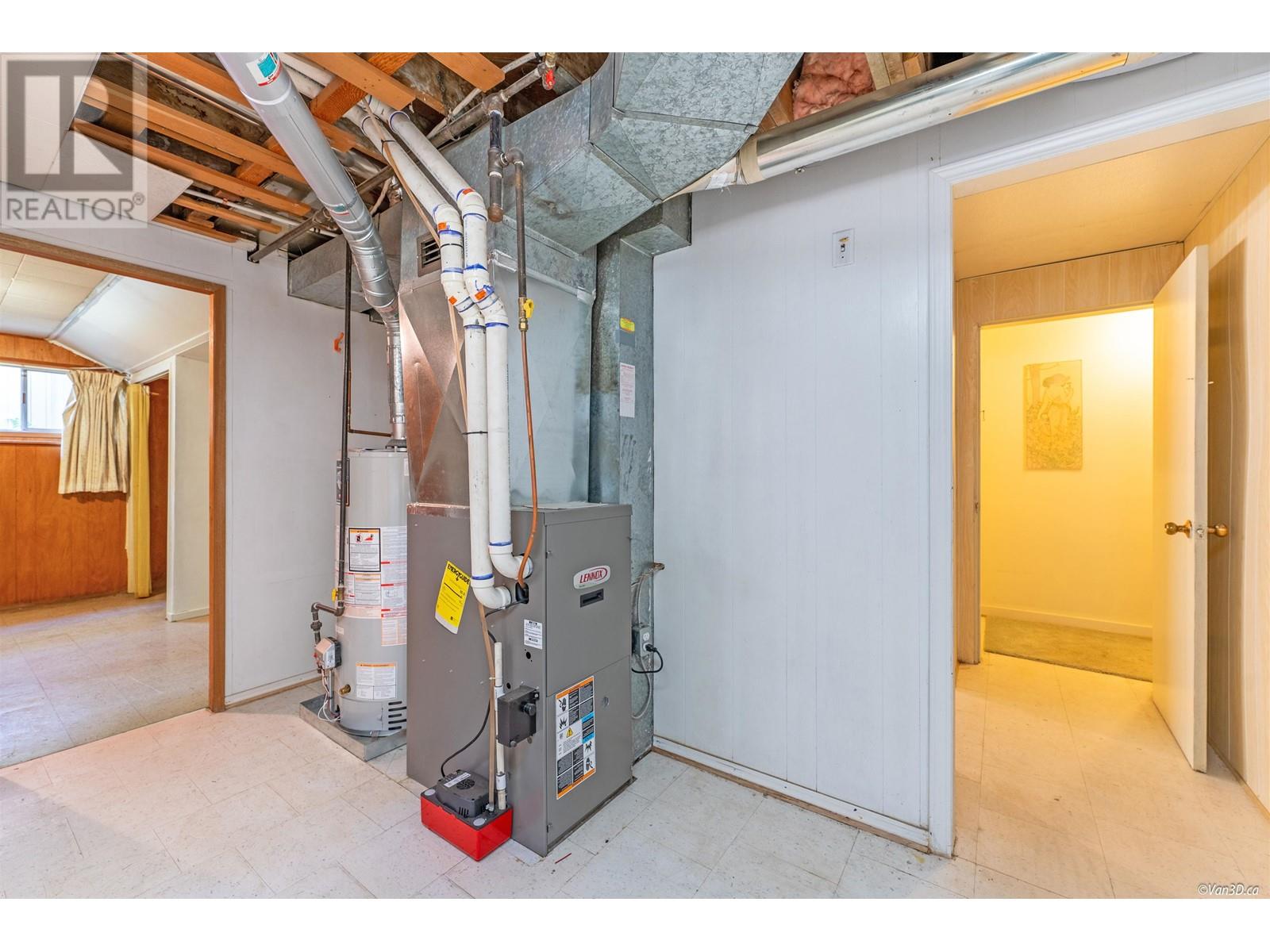 2237 Chesterfield Avenue, North Vancouver, British Columbia  V7M 2P7 - Photo 29 - R2801845