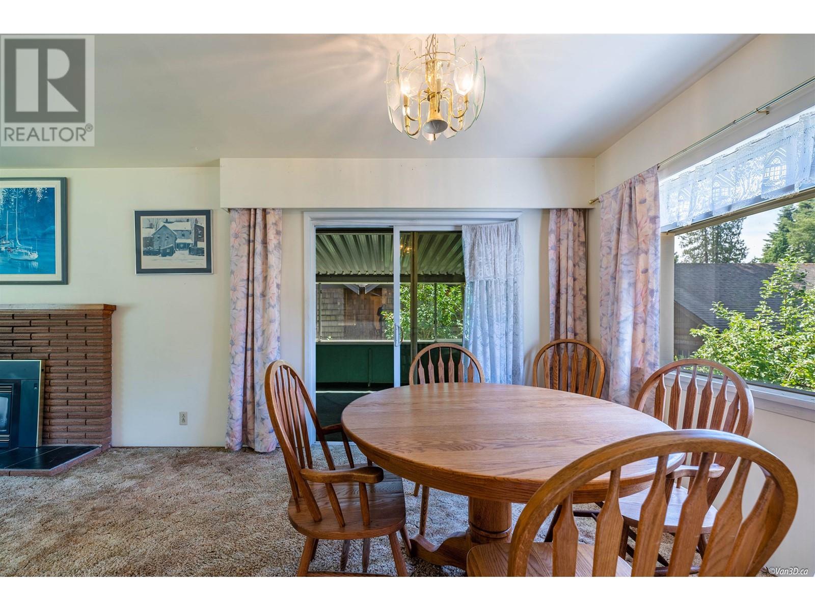 2237 Chesterfield Avenue, North Vancouver, British Columbia  V7M 2P7 - Photo 14 - R2801845