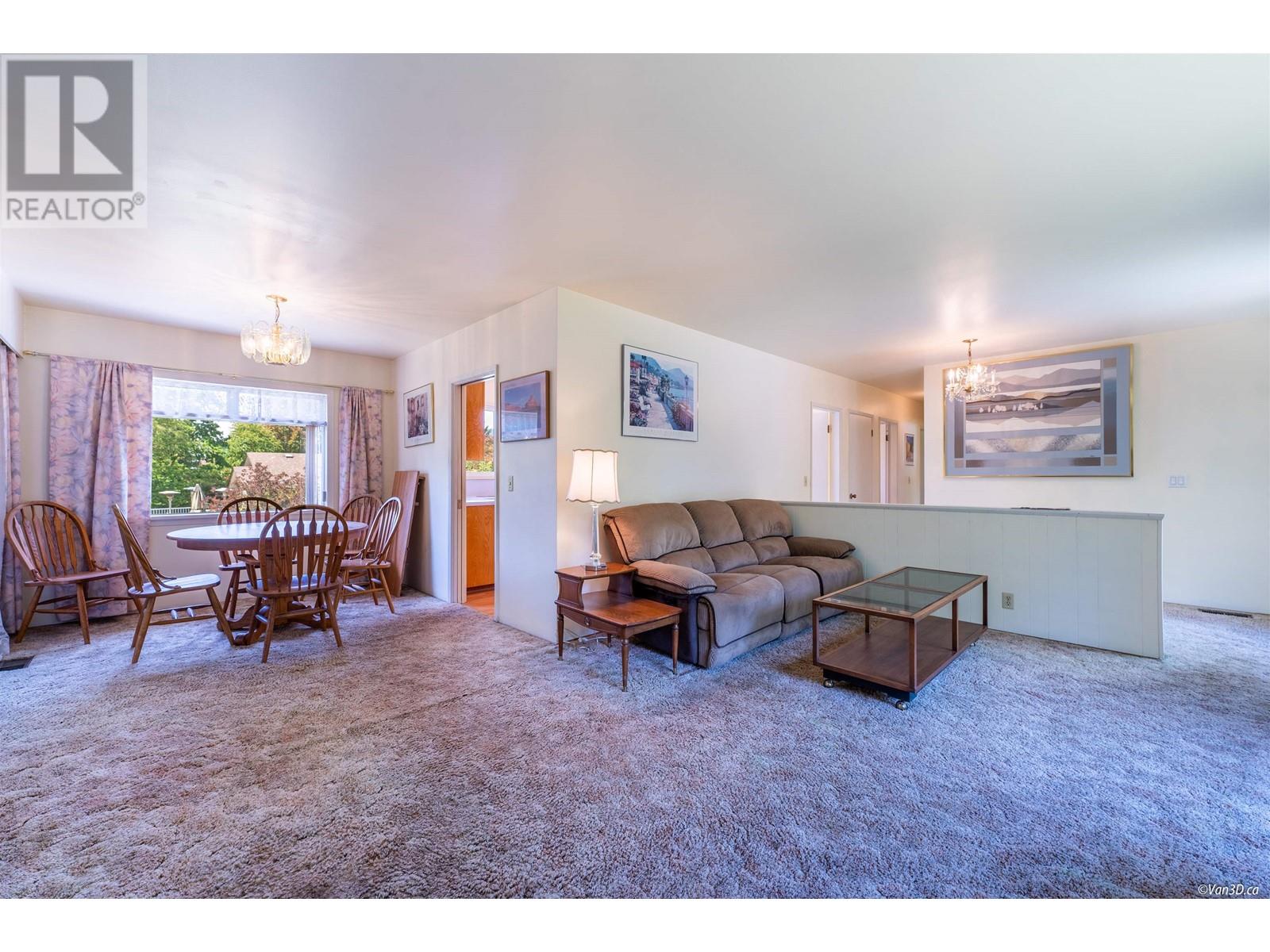 2237 Chesterfield Avenue, North Vancouver, British Columbia  V7M 2P7 - Photo 10 - R2801845