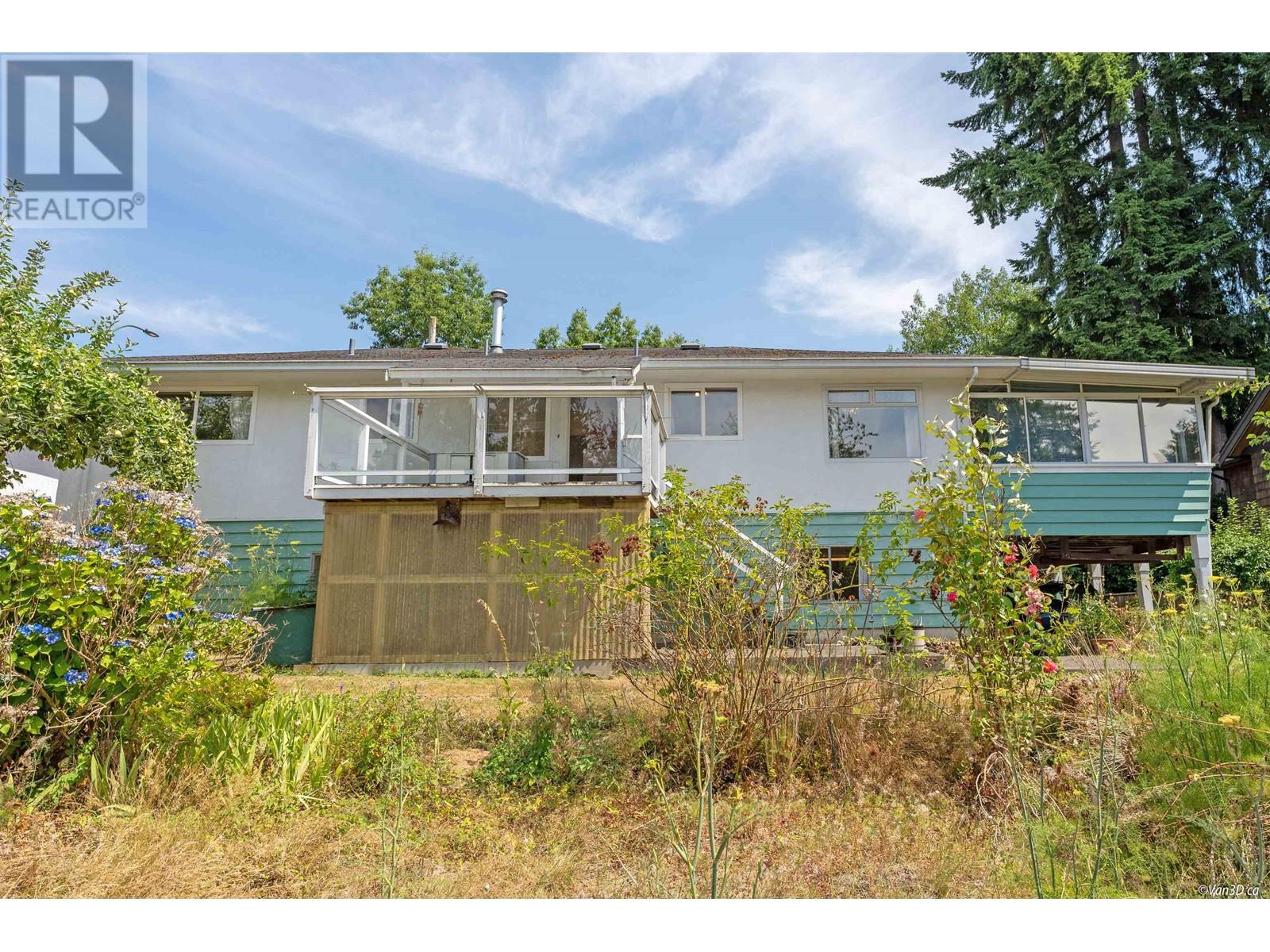 2237 Chesterfield Avenue, North Vancouver, British Columbia  V7M 2P7 - Photo 36 - R2801845