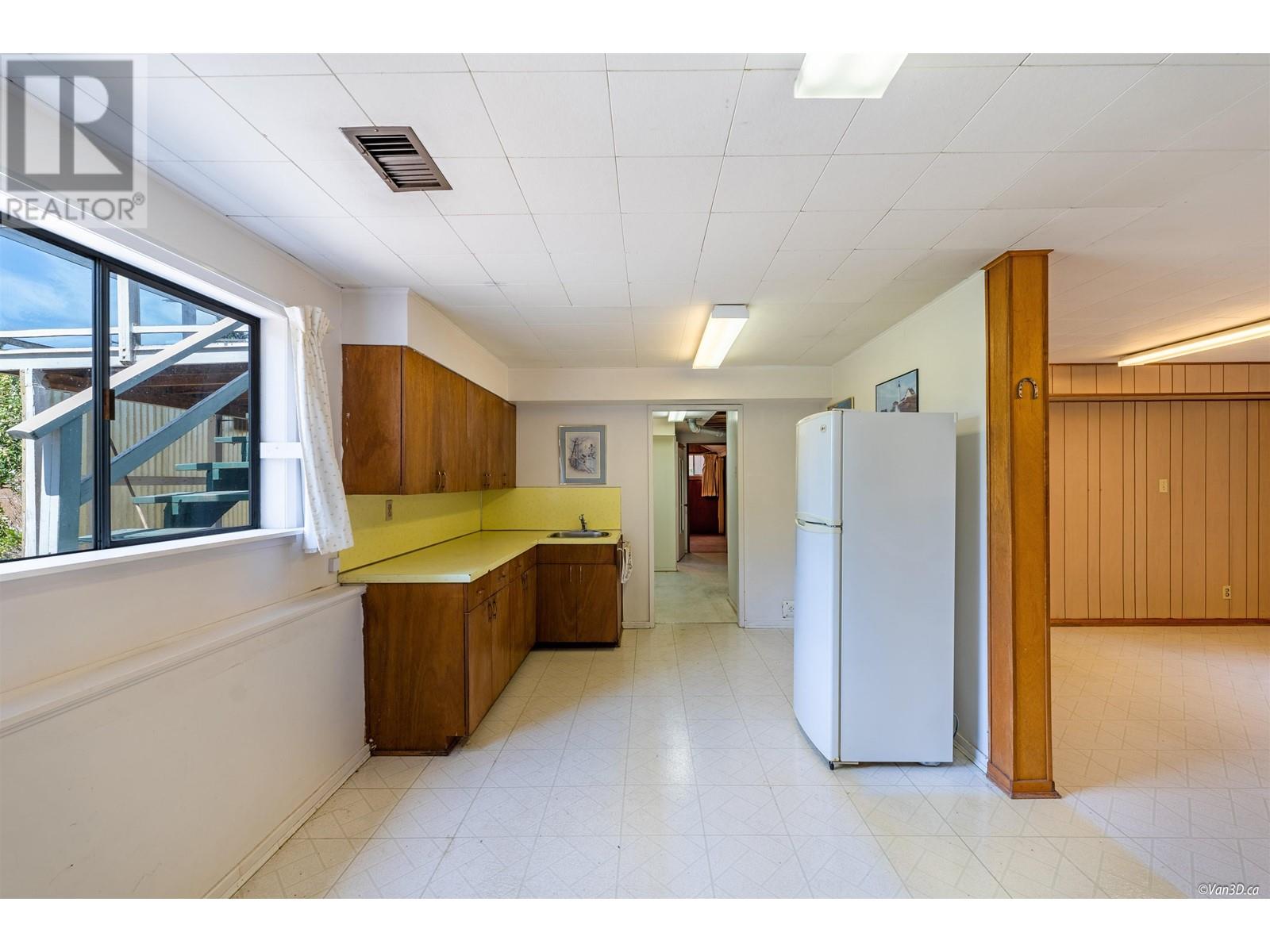 2237 Chesterfield Avenue, North Vancouver, British Columbia  V7M 2P7 - Photo 26 - R2801845