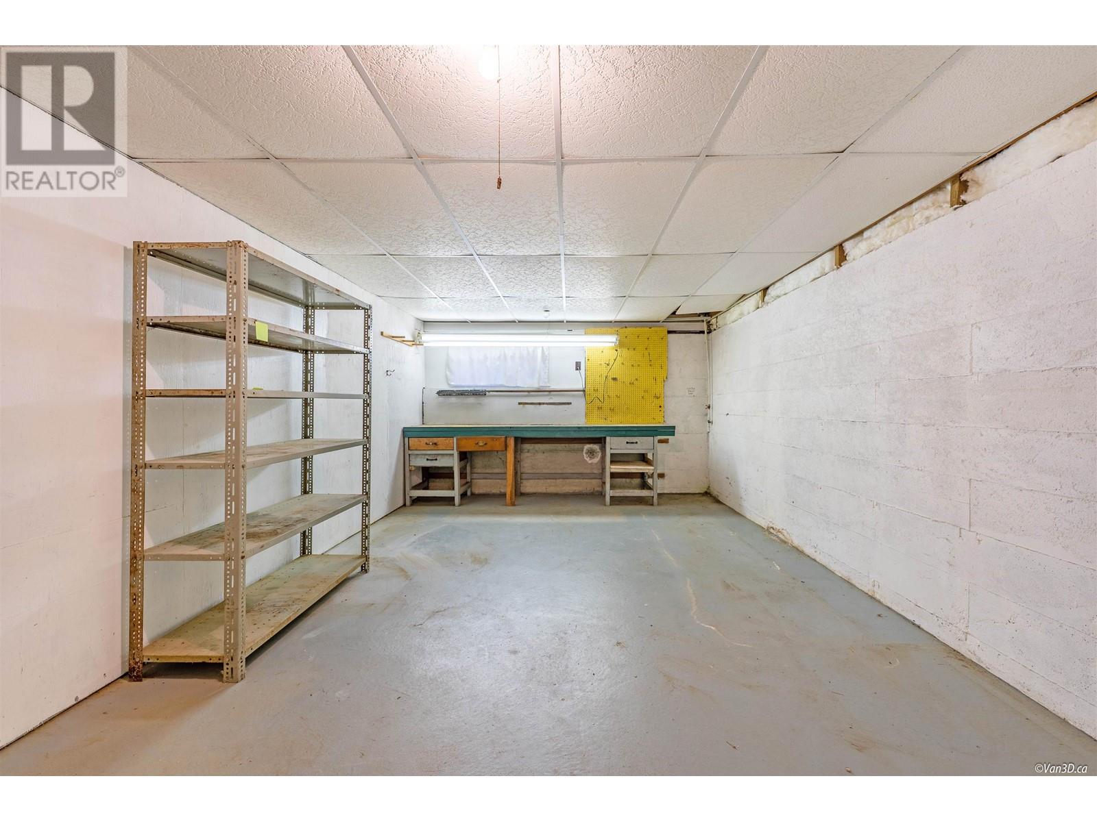 2237 Chesterfield Avenue, North Vancouver, British Columbia  V7M 2P7 - Photo 32 - R2801845