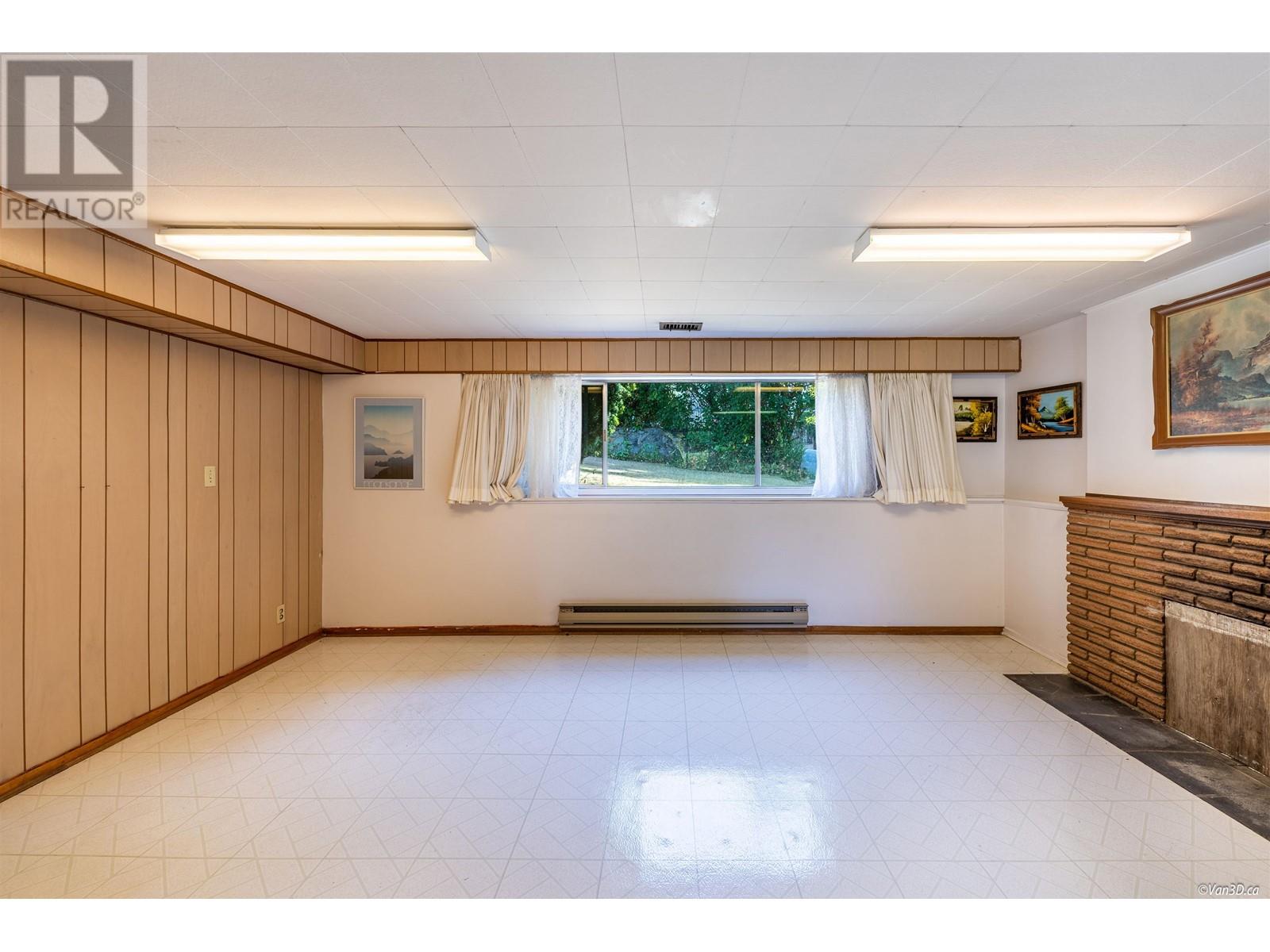 2237 Chesterfield Avenue, North Vancouver, British Columbia  V7M 2P7 - Photo 27 - R2801845