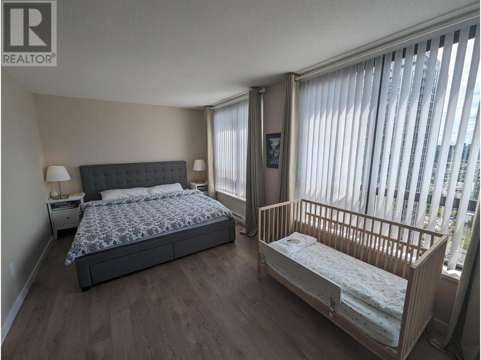 2002 2982 Burlington Drive, Coquitlam, British Columbia  V3B 0B3 - Photo 4 - R2802279